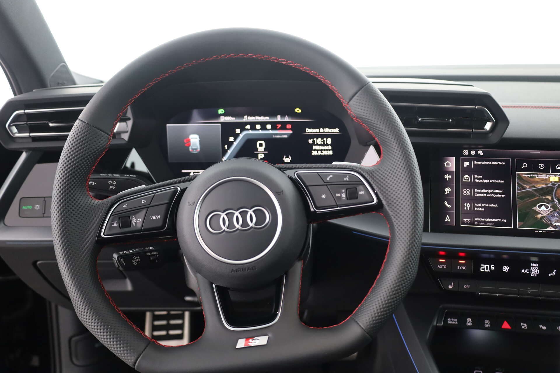 AUDI S3 Sportback, photo 10 sur 13