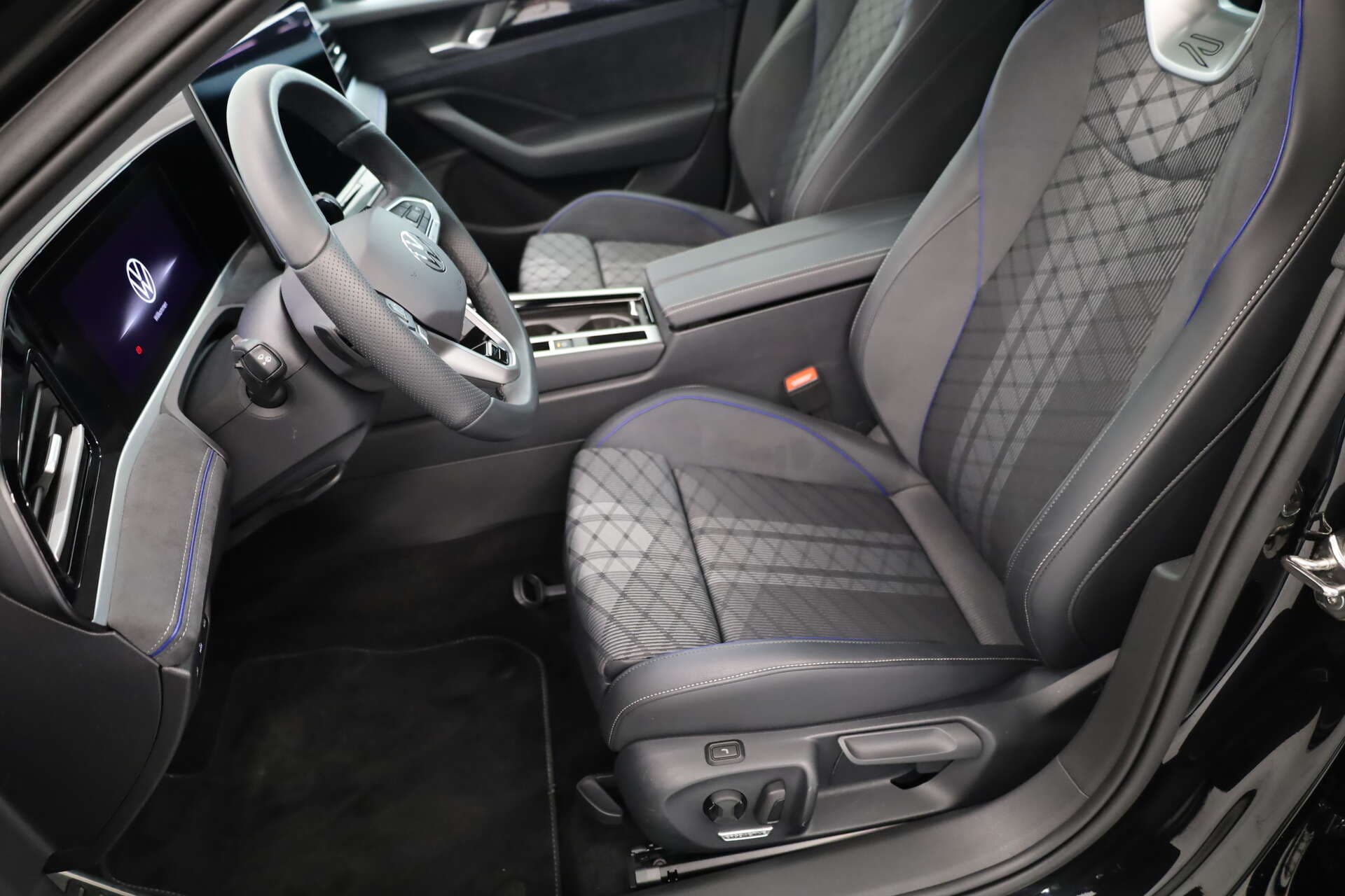 VOLKSWAGEN Passat, photo 6 sur 17