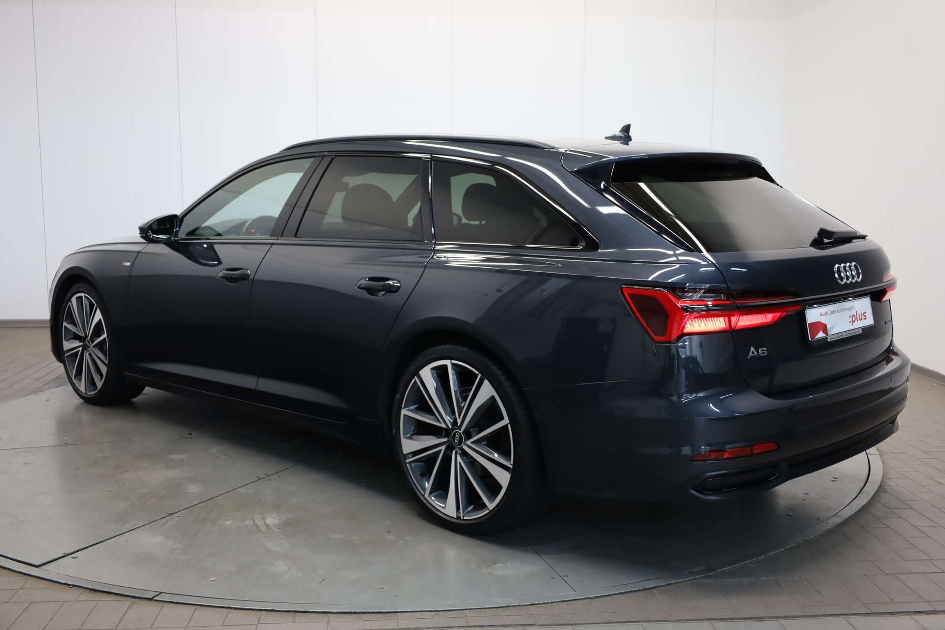 AUDI A6 Avant, photo 3 sur 17
