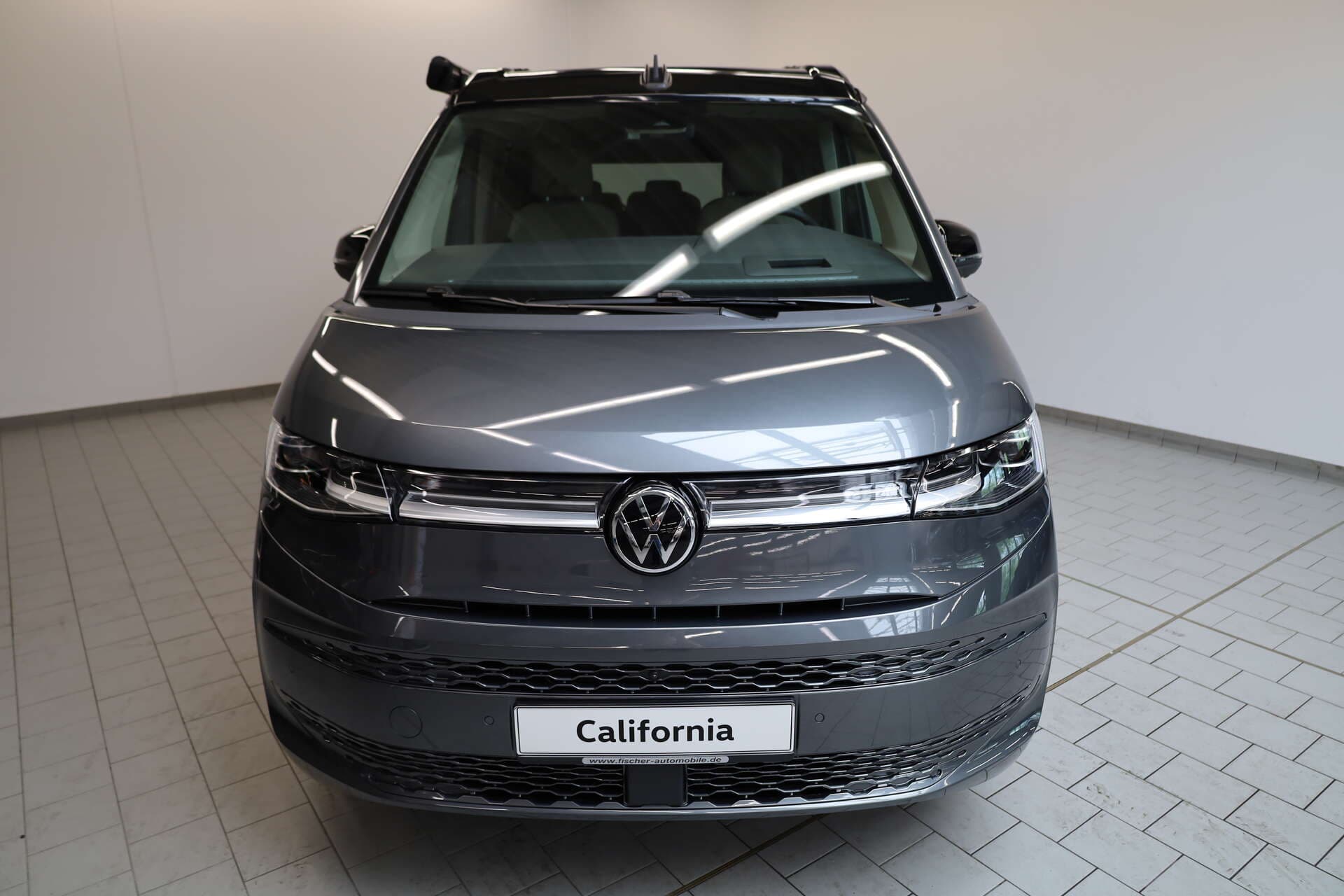 VOLKSWAGEN NUTZFAHRZEUGE T7 California, photo 2 sur 17
