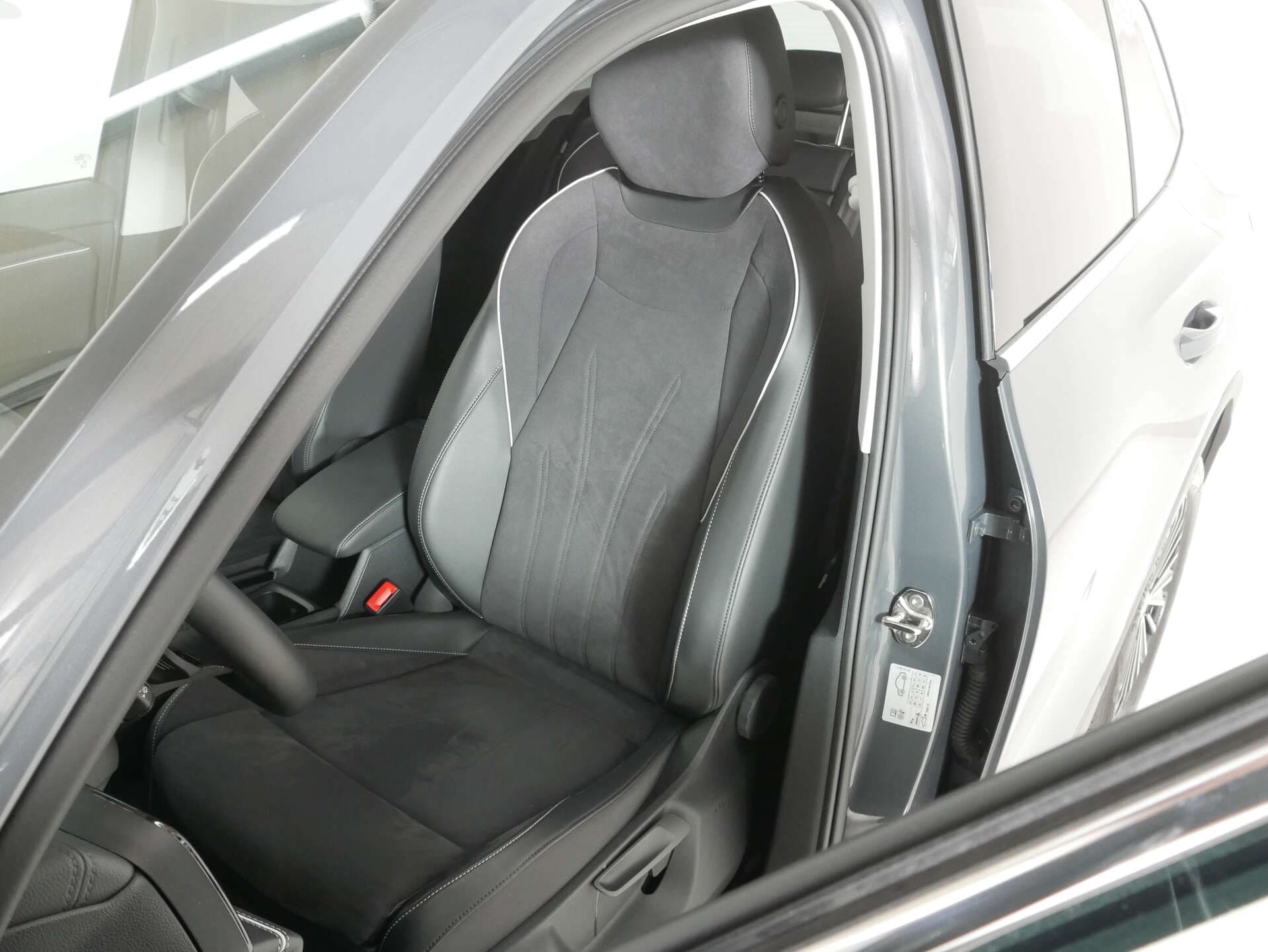 VOLKSWAGEN Tiguan, photo 9 sur 17