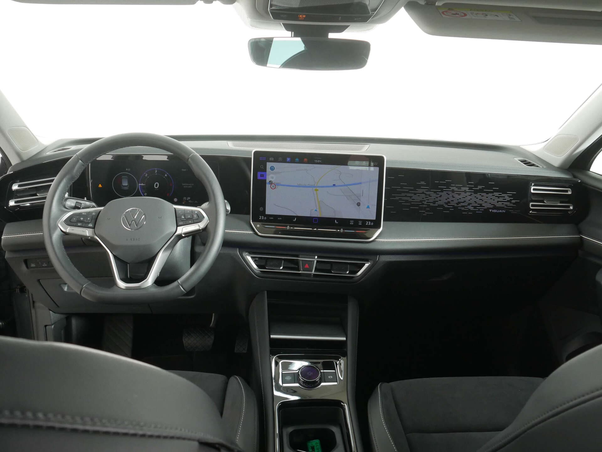 VOLKSWAGEN Tiguan, photo 13 sur 17