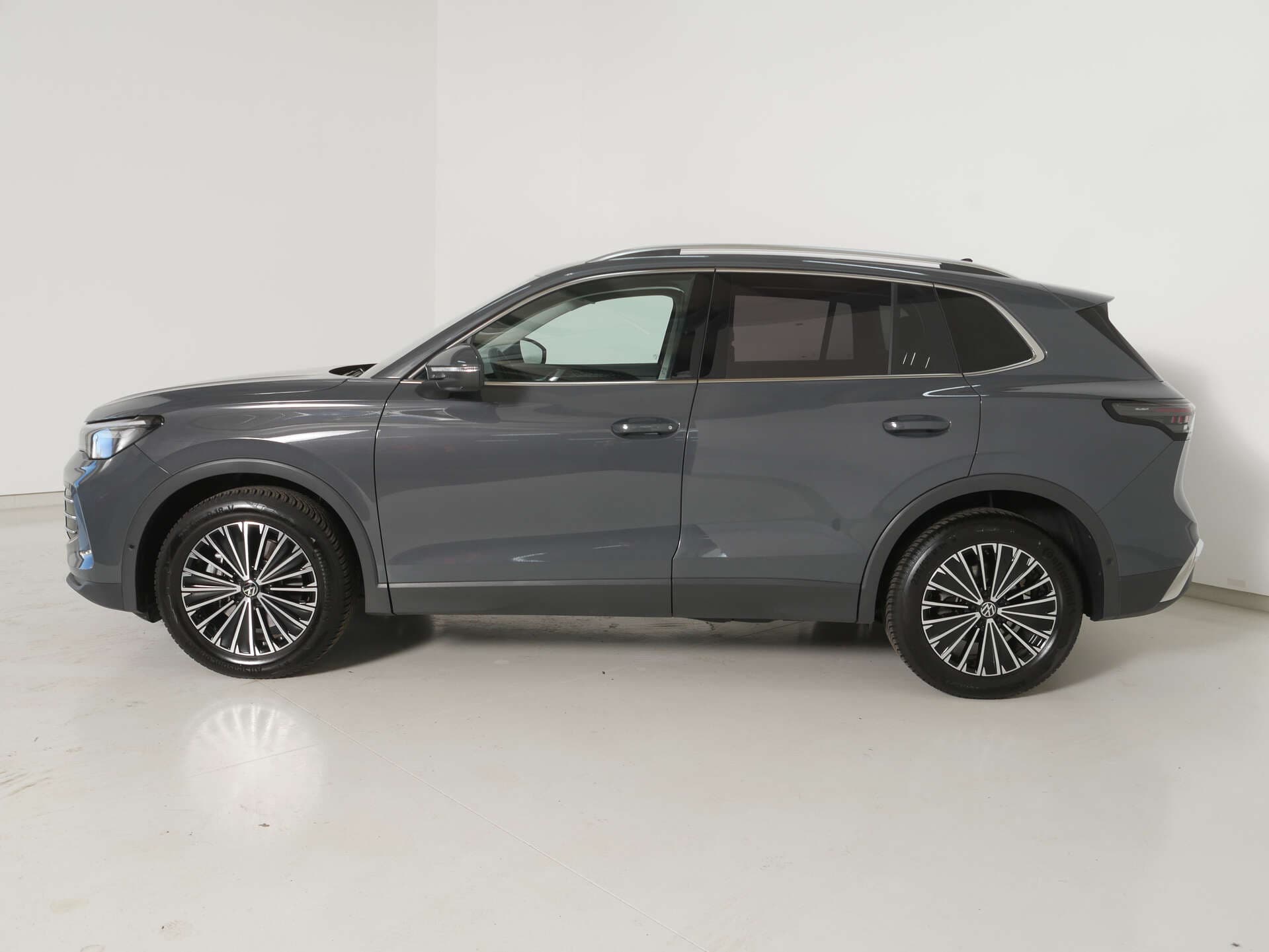 VOLKSWAGEN Tiguan, photo 5 sur 17