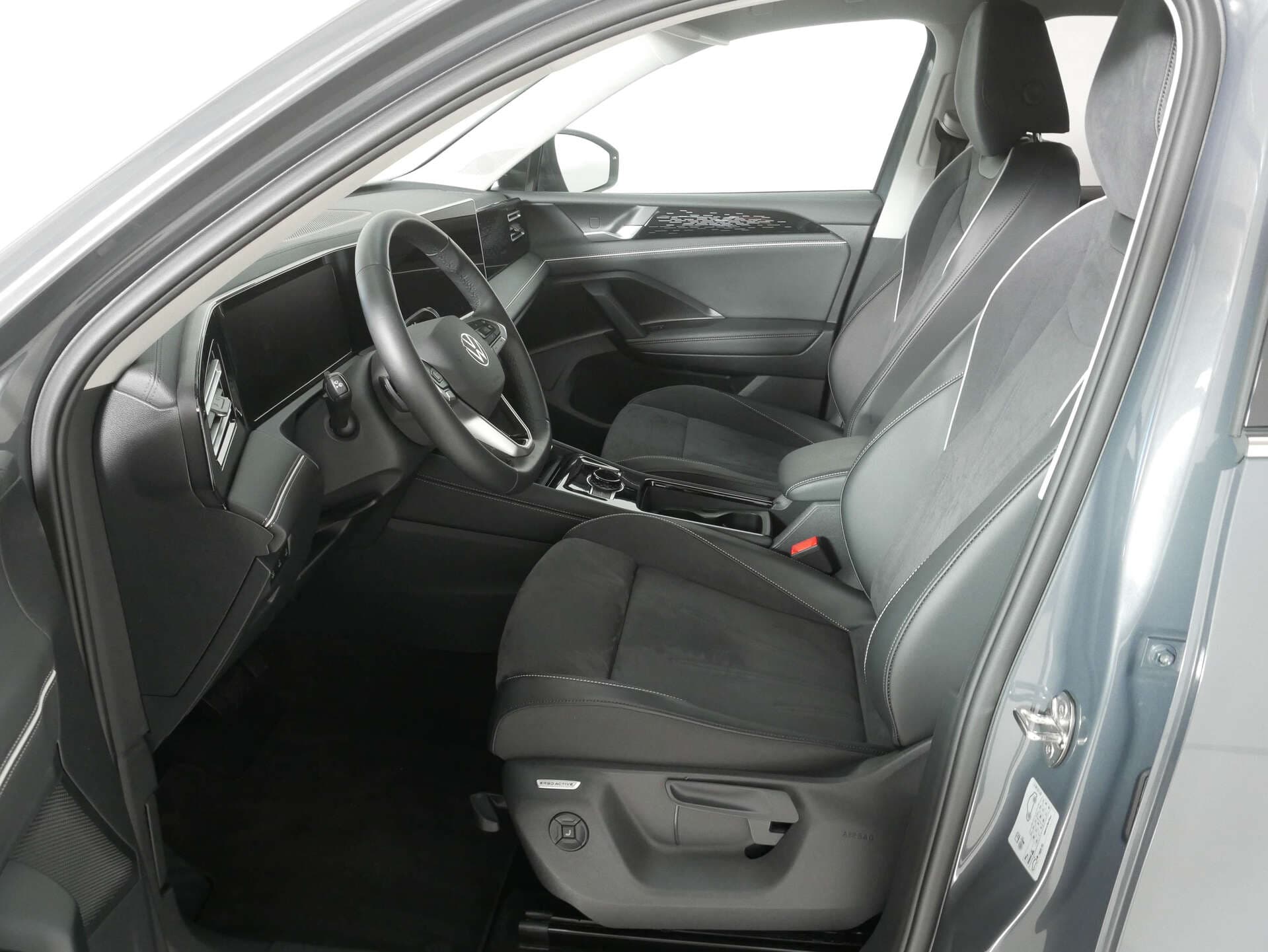 VOLKSWAGEN Tiguan, photo 8 sur 17