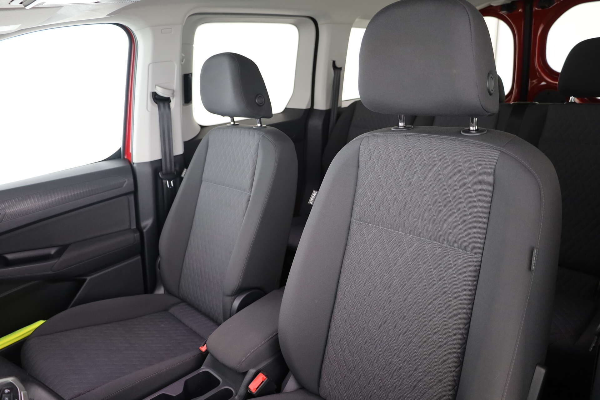 VOLKSWAGEN NUTZFAHRZEUGE Caddy, photo 9 sur 17