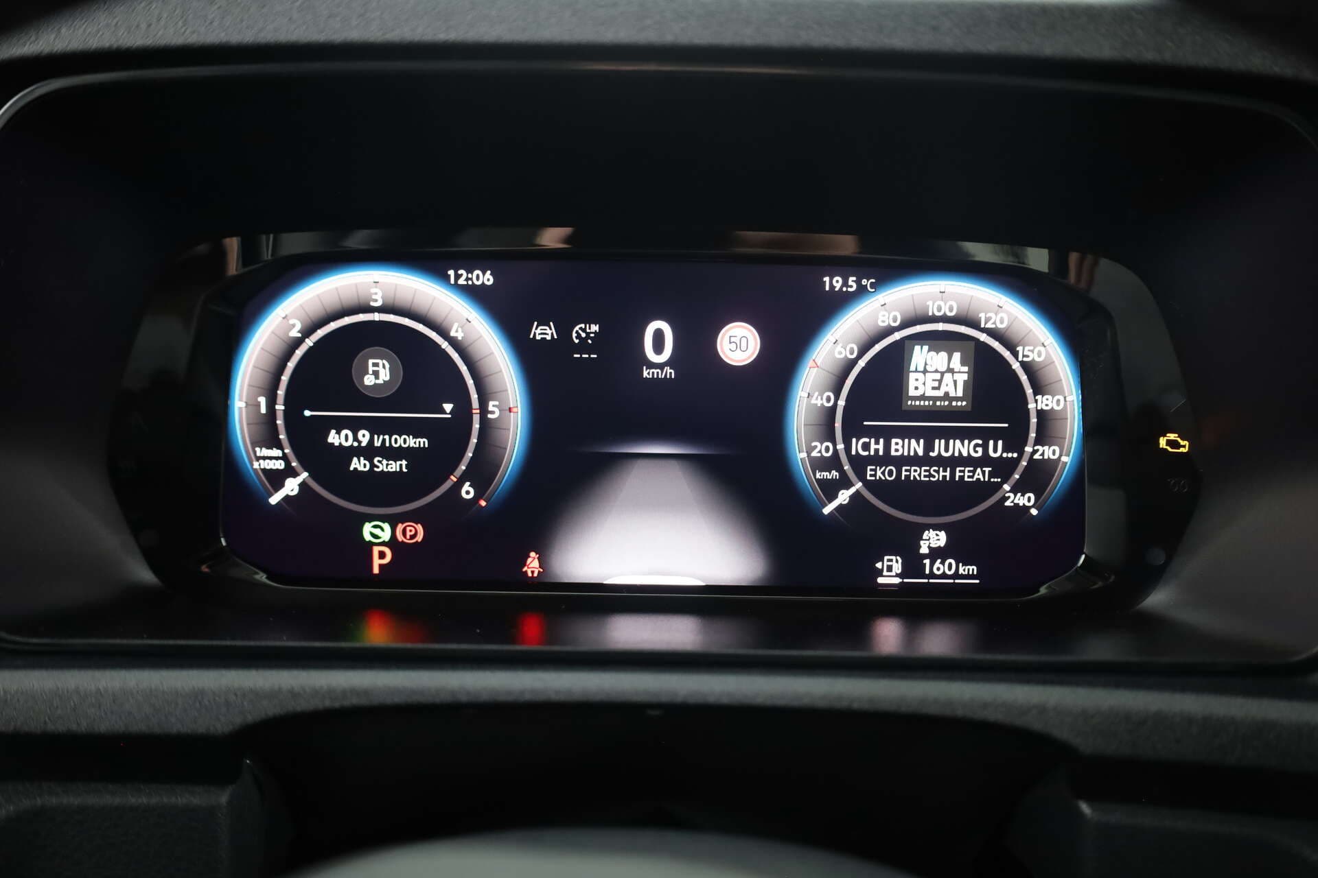 VOLKSWAGEN NUTZFAHRZEUGE Caddy Life, photo 12 sur 17