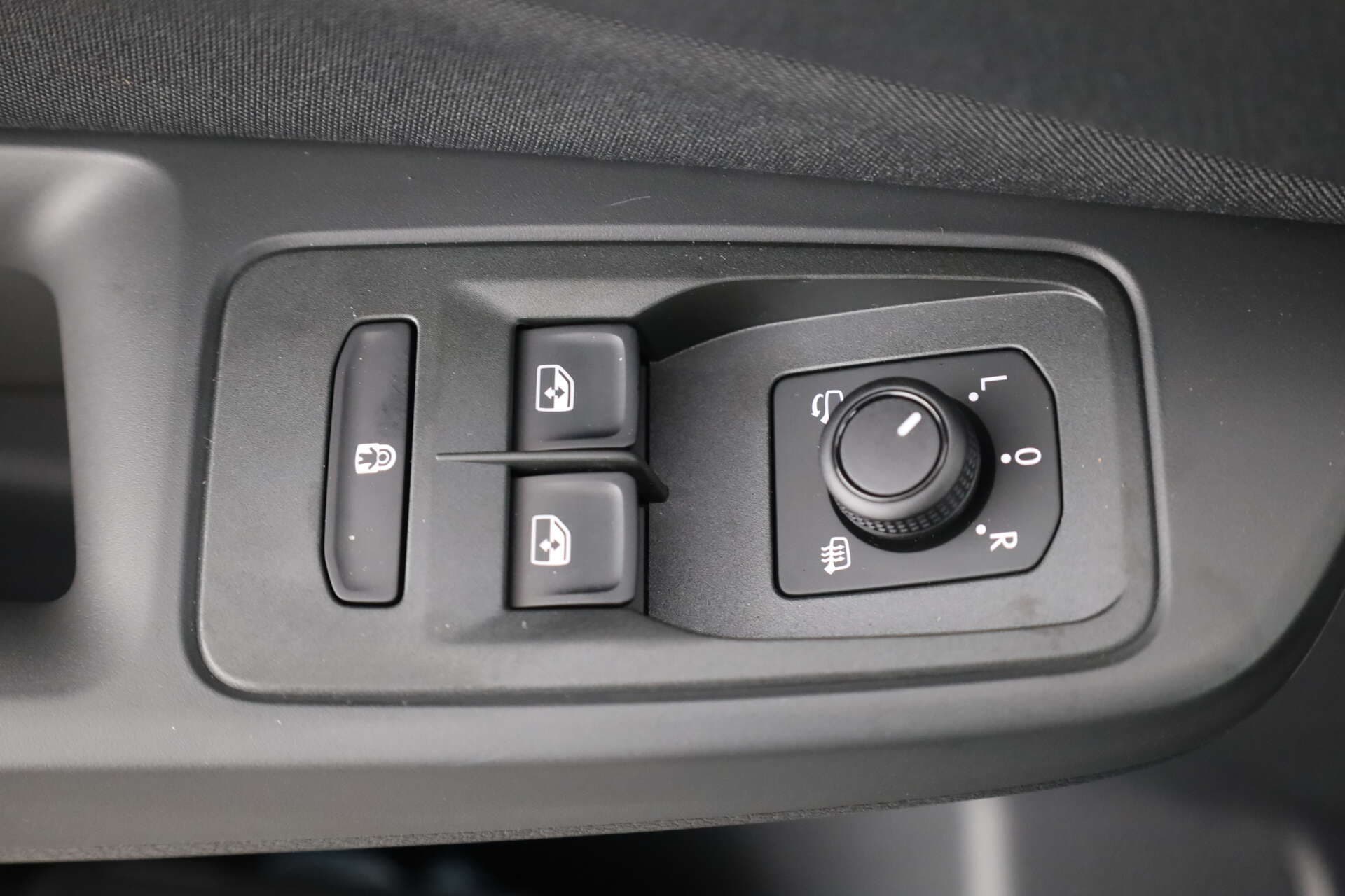 VOLKSWAGEN NUTZFAHRZEUGE Caddy Life, photo 15 sur 17