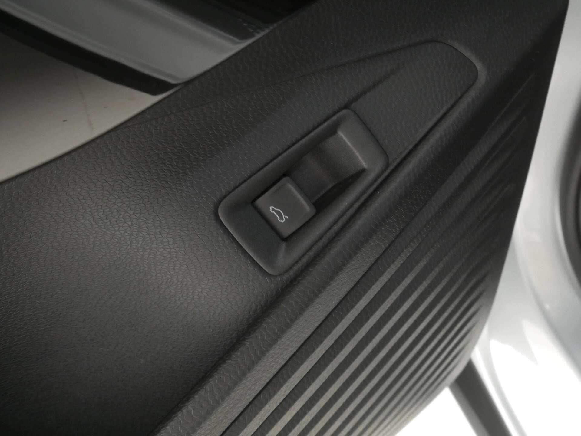 VOLKSWAGEN ID.5, photo 17 sur 17