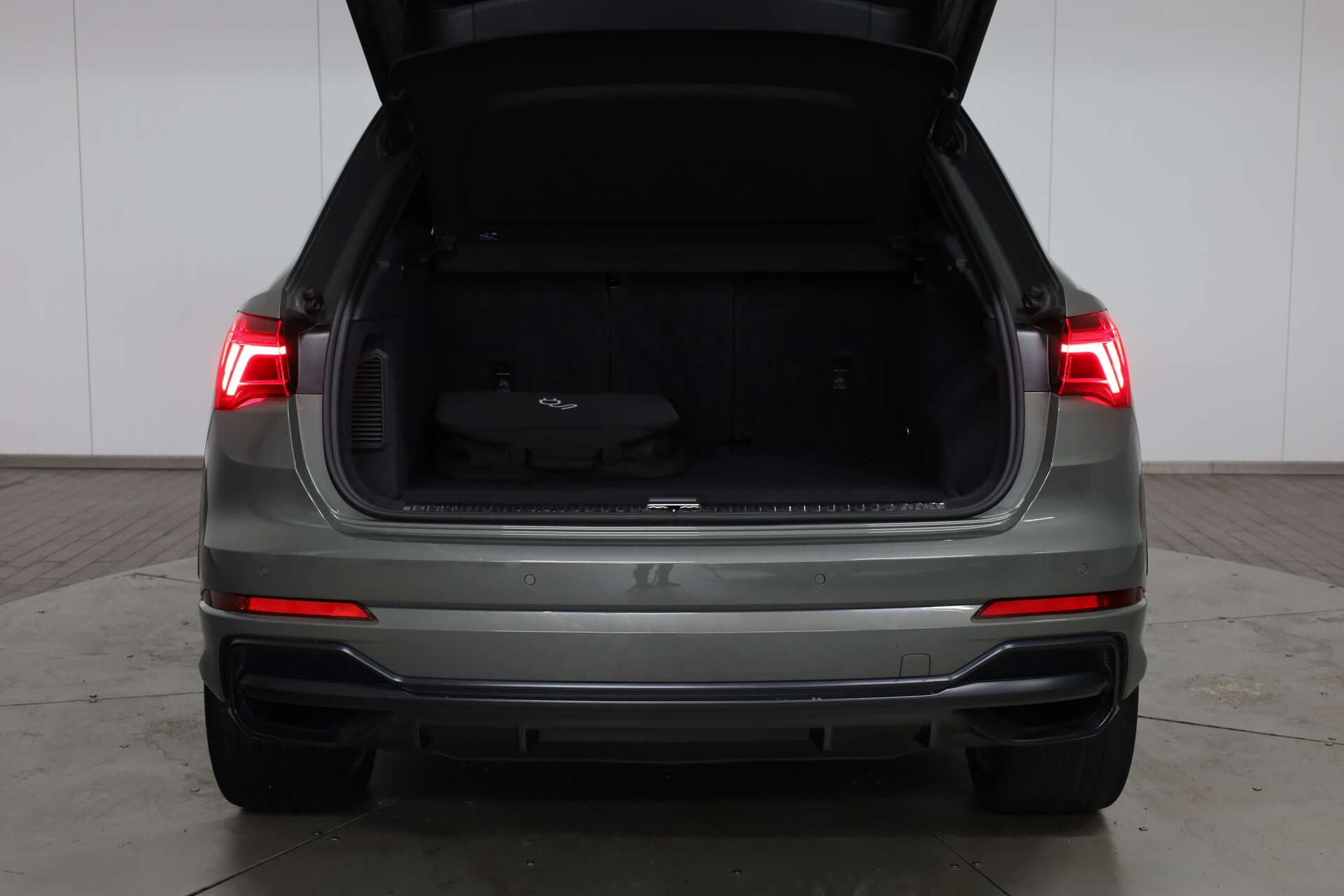 AUDI Q3, photo 11 sur 17