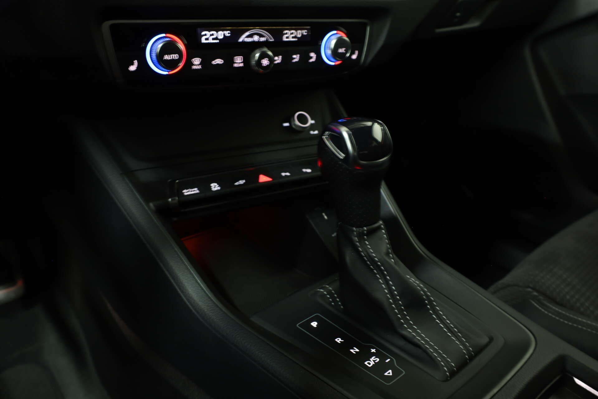 AUDI Q3, photo 17 sur 17