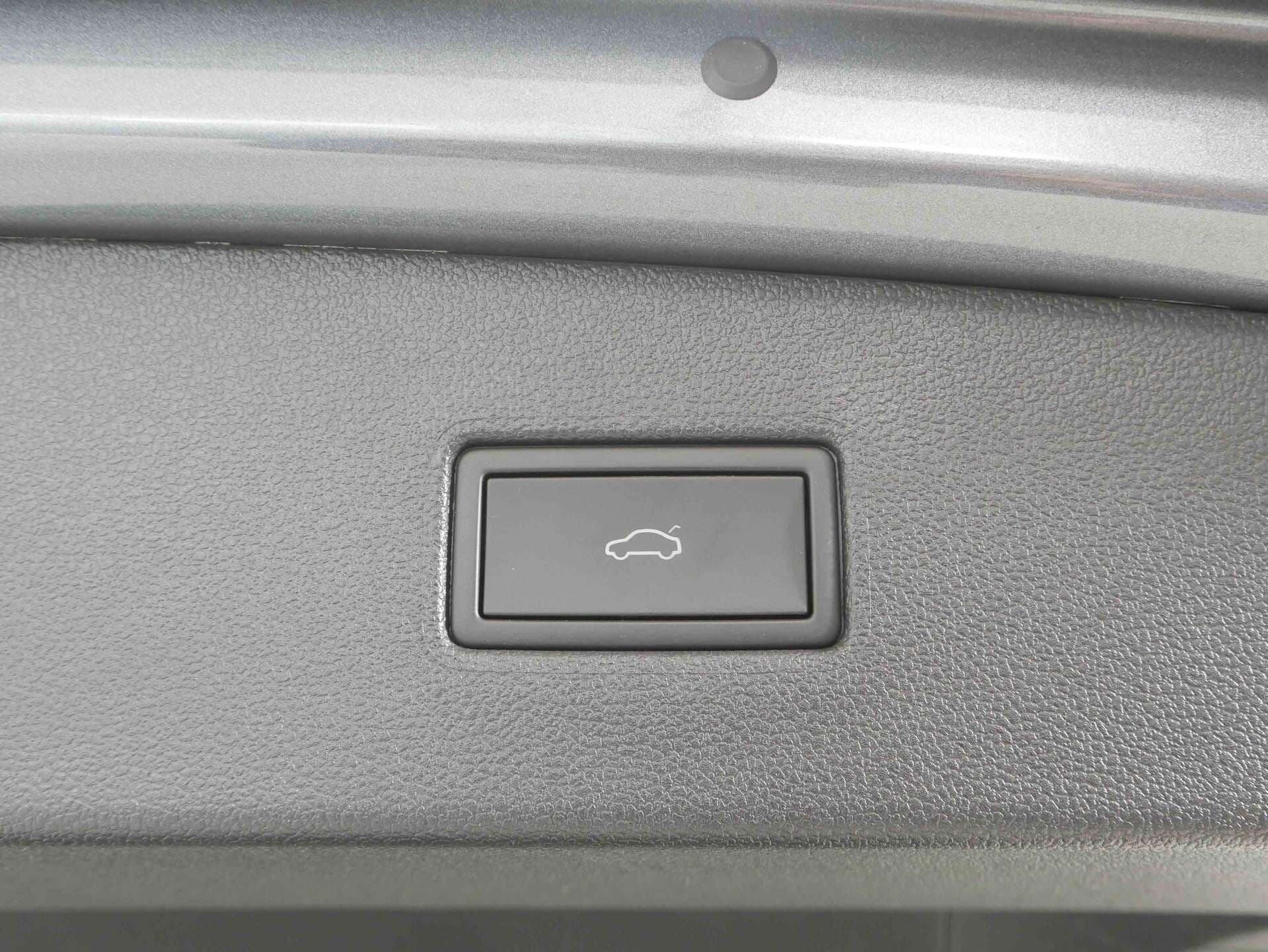 VOLKSWAGEN Tiguan Allspace, photo 15 sur 17