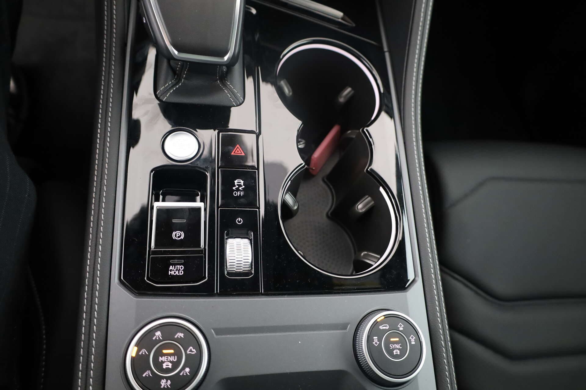 VOLKSWAGEN Touareg, photo 15 sur 17