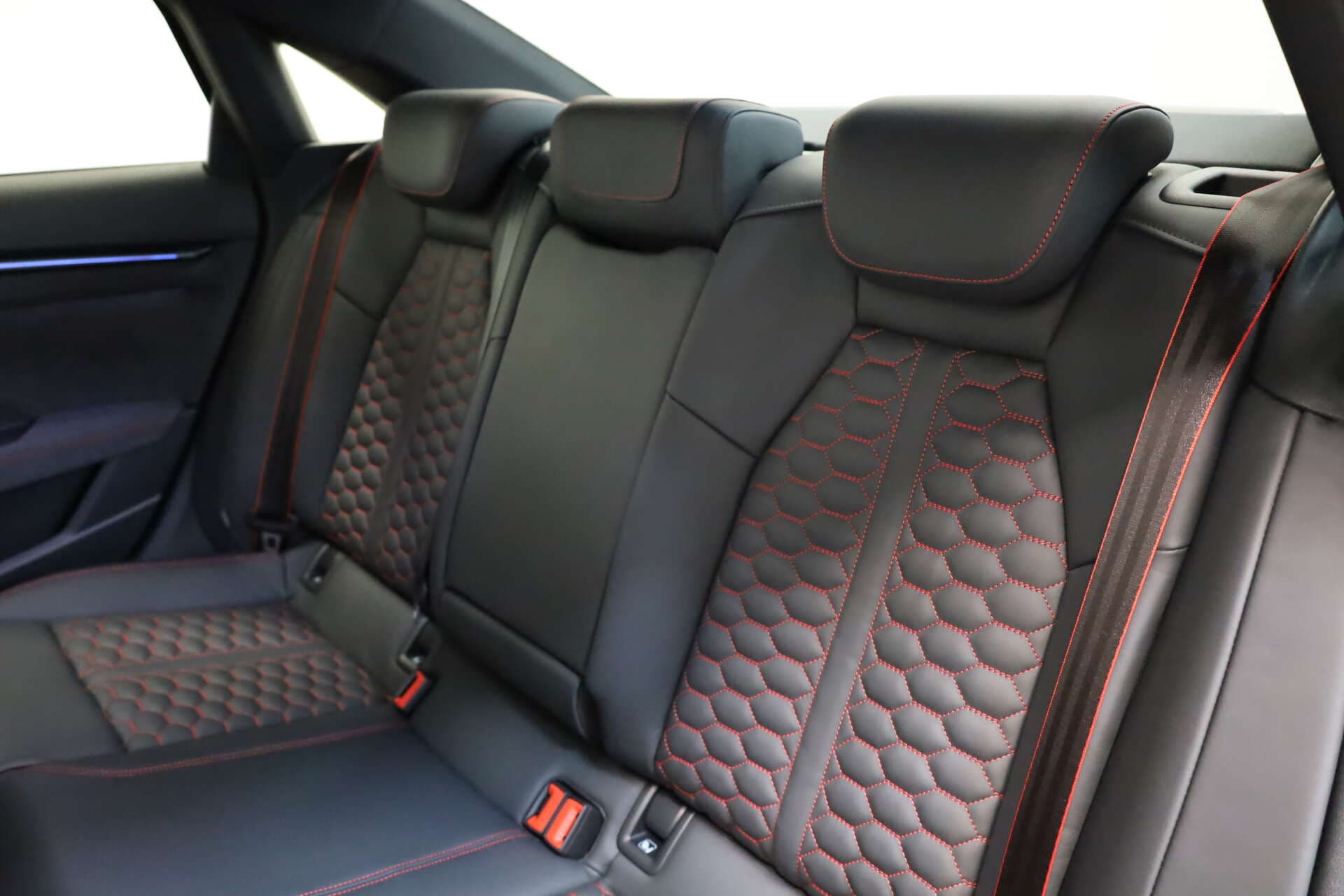 AUDI RS3 Limousine, photo 10 sur 17