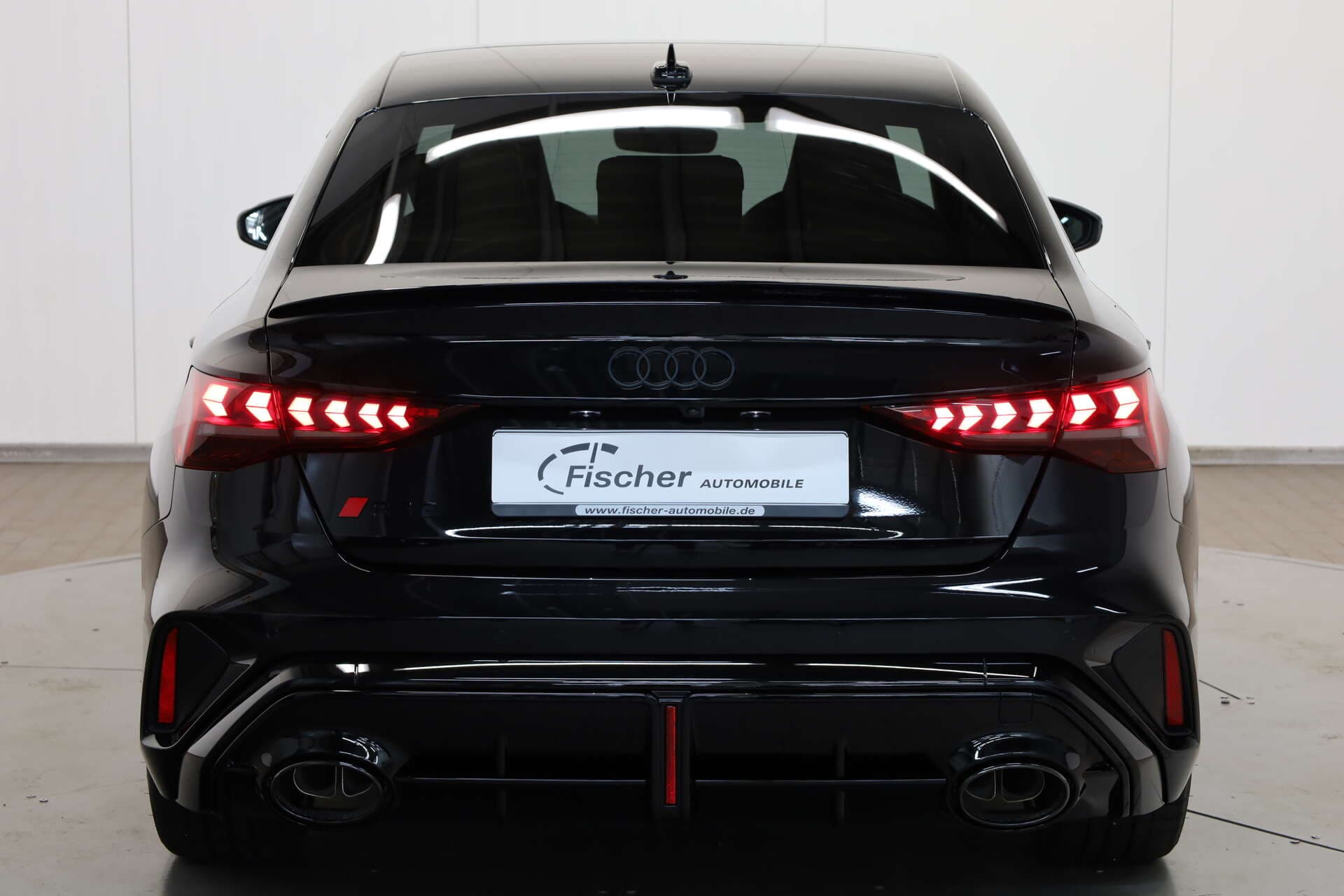 AUDI RS3 Limousine, photo 5 sur 17