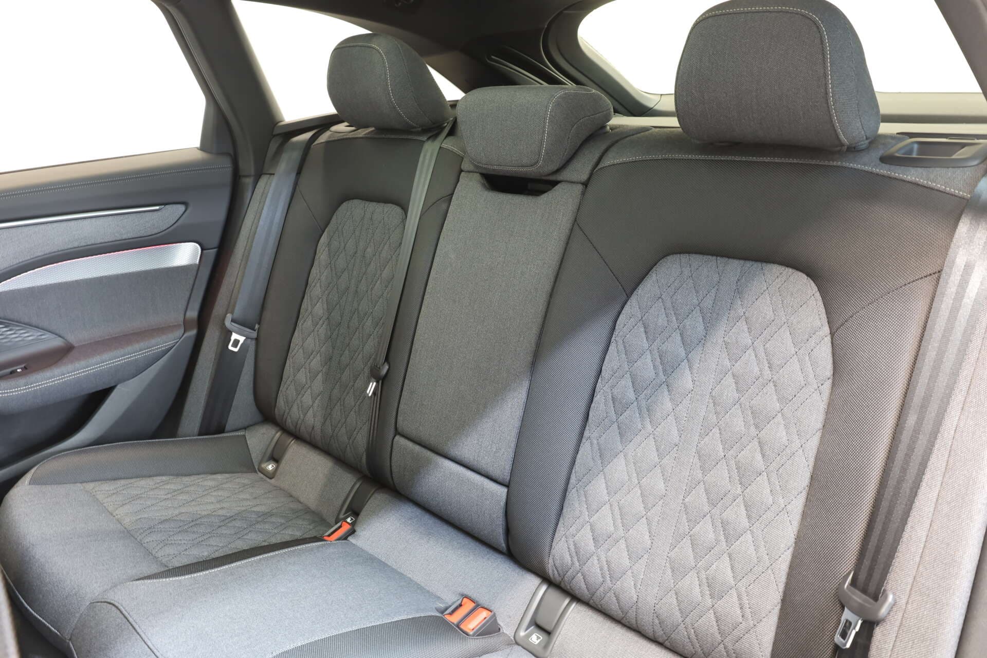AUDI A6 Avant, photo 10 sur 17