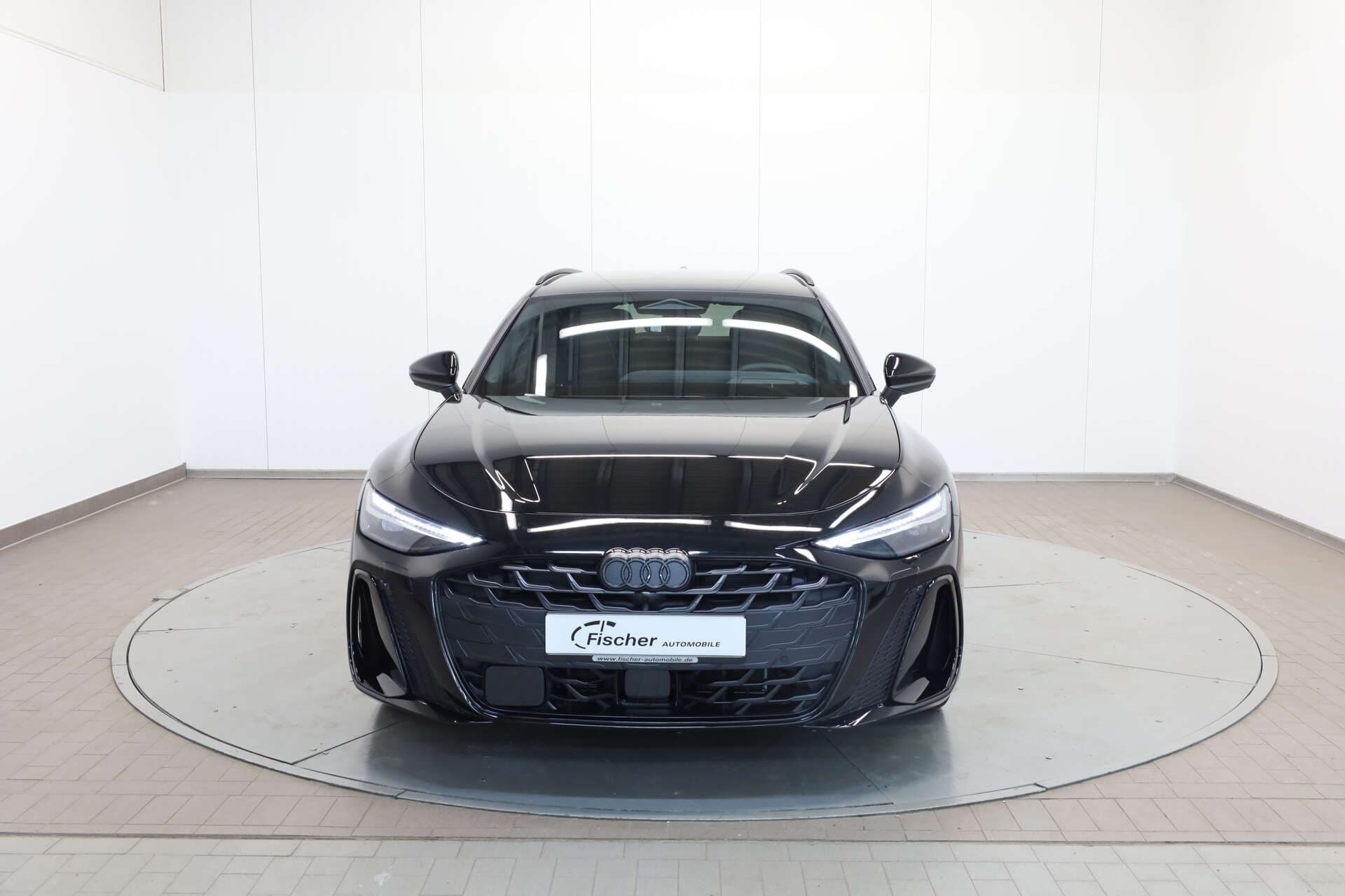 AUDI A6 Avant, photo 2 sur 17
