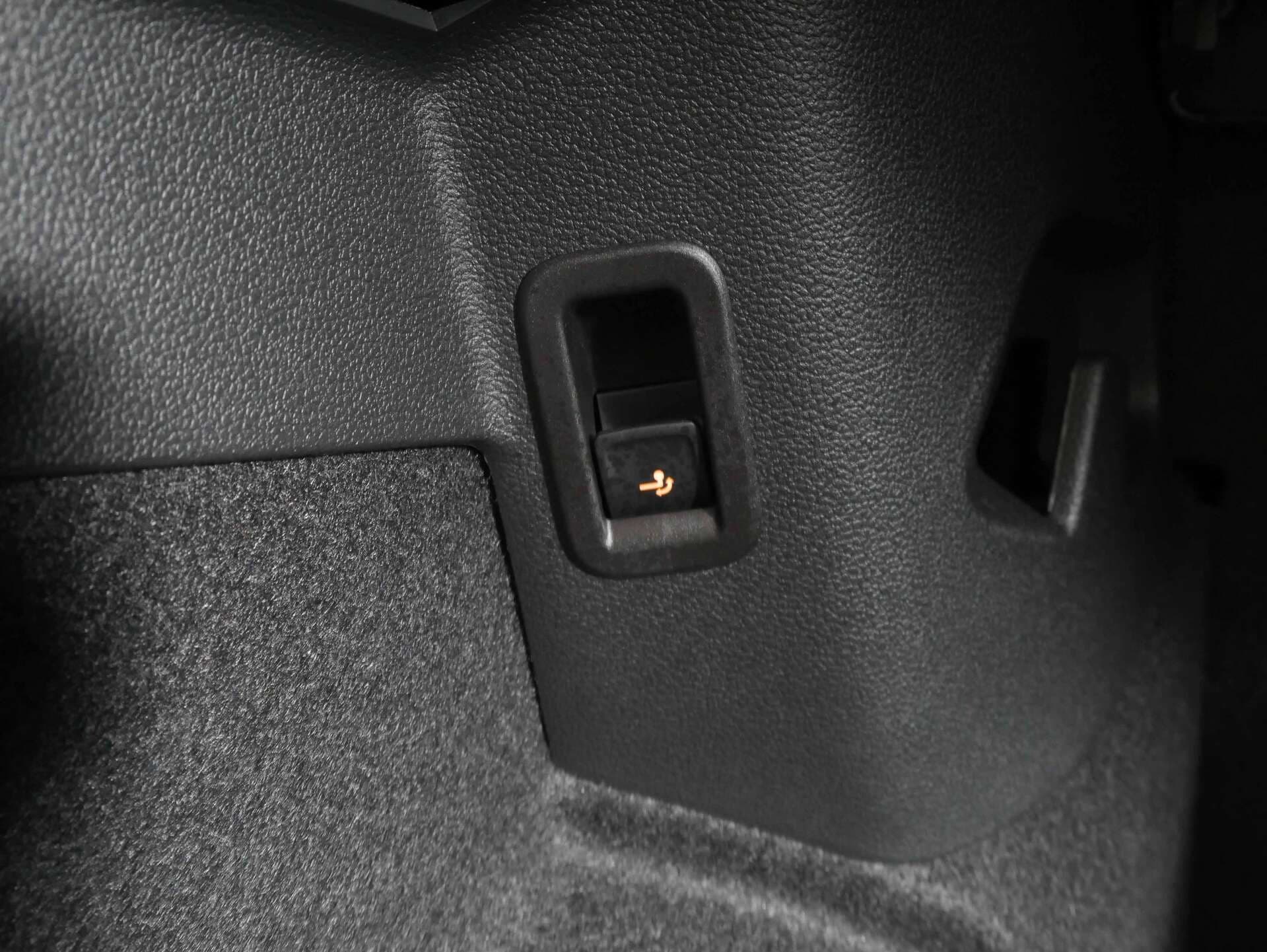 VOLKSWAGEN Golf, photo 13 sur 17