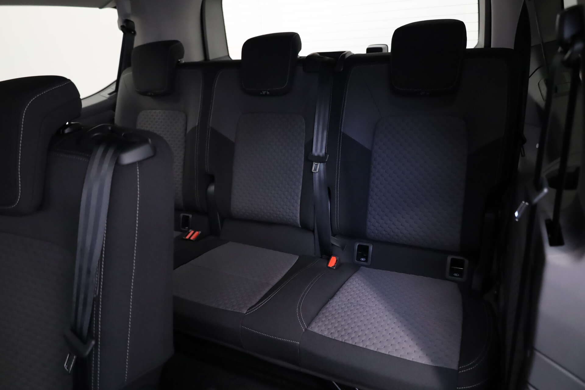 VOLKSWAGEN NUTZFAHRZEUGE T7 Caravelle, photo 14 sur 16