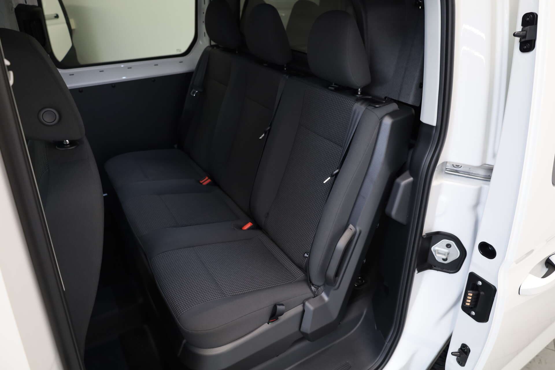 VOLKSWAGEN NUTZFAHRZEUGE Caddy Maxi, photo 13 sur 16