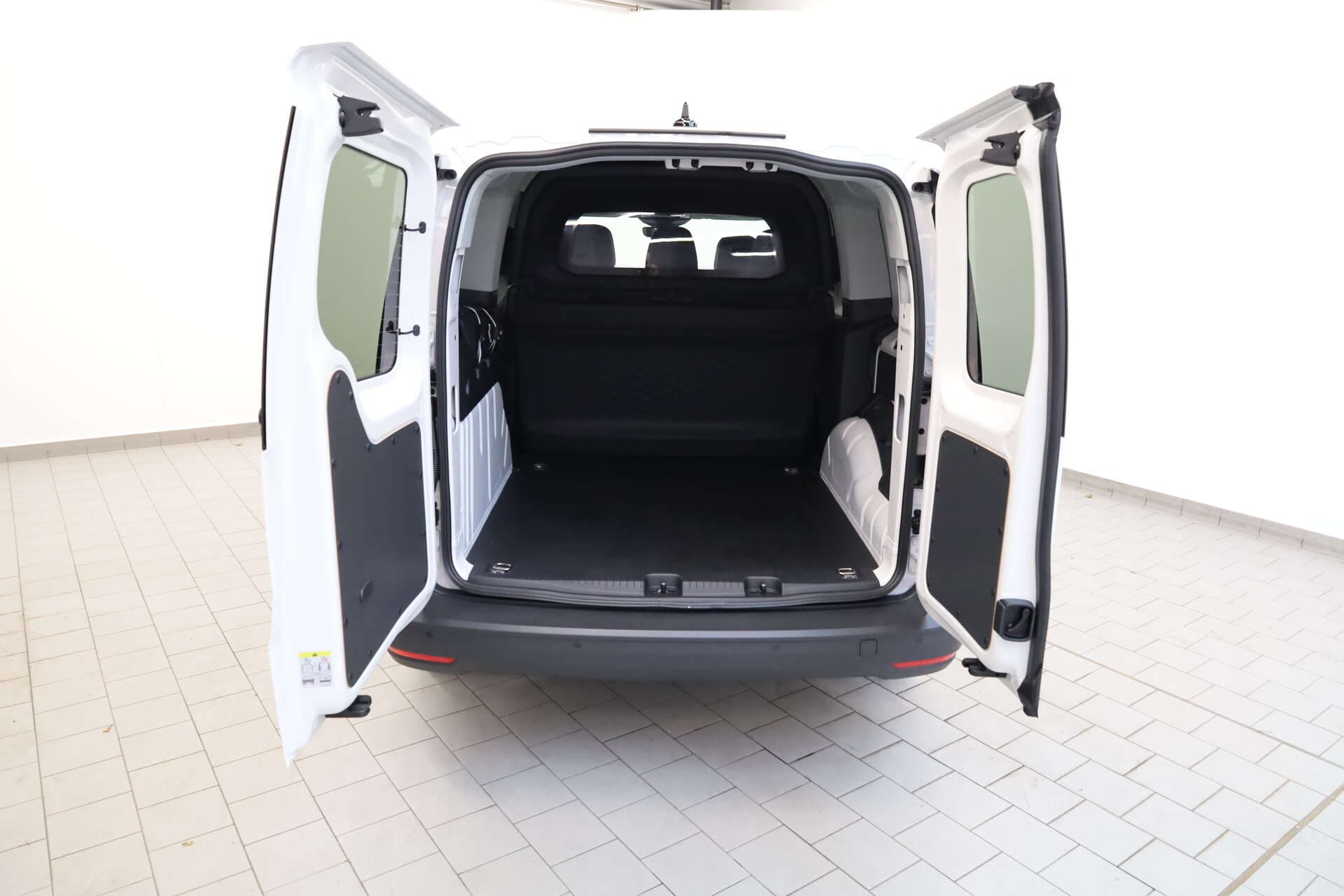 VOLKSWAGEN NUTZFAHRZEUGE Caddy Maxi, photo 15 sur 16