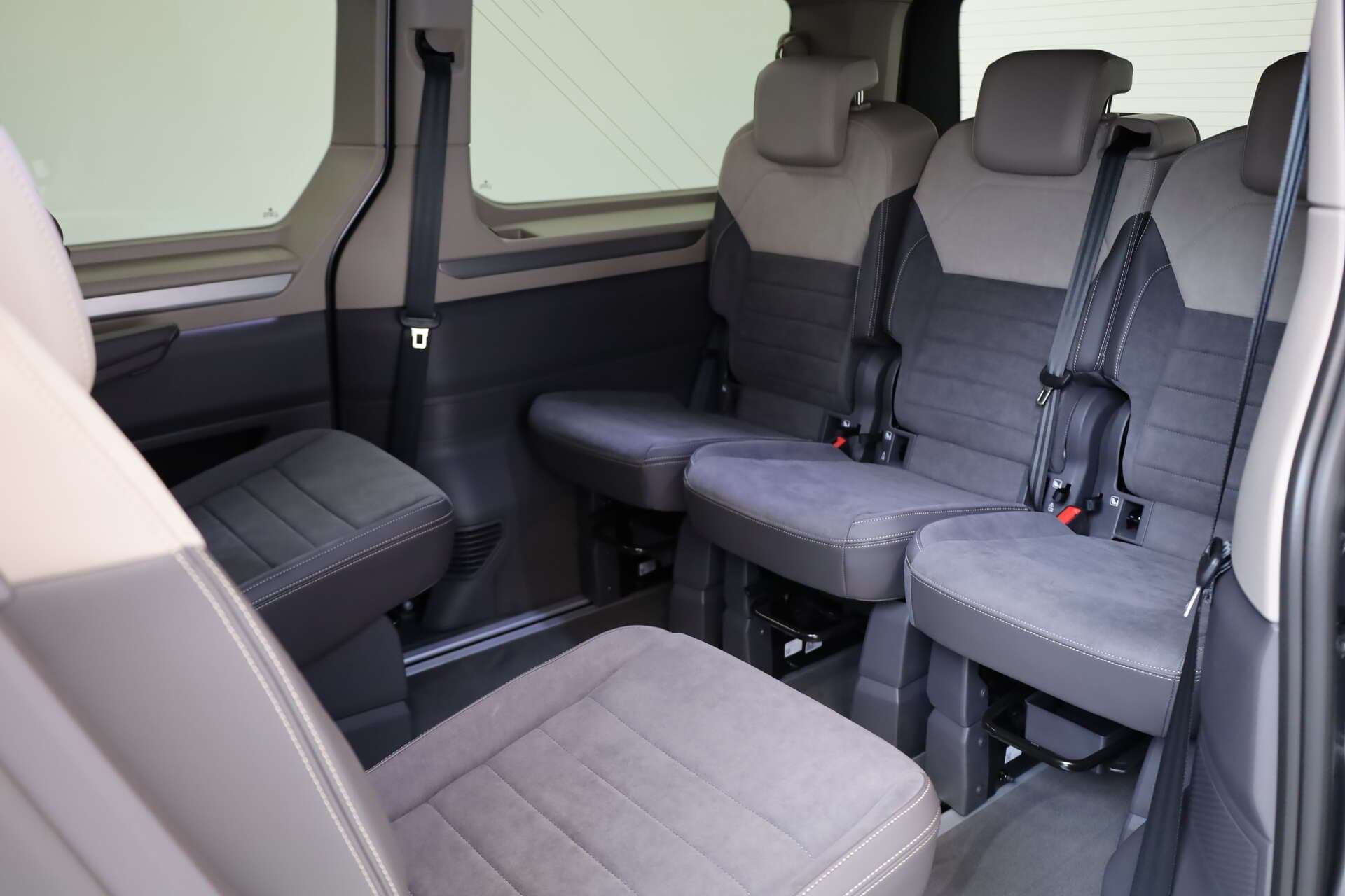 VOLKSWAGEN NUTZFAHRZEUGE T7 Multivan LÜ, photo 14 sur 17