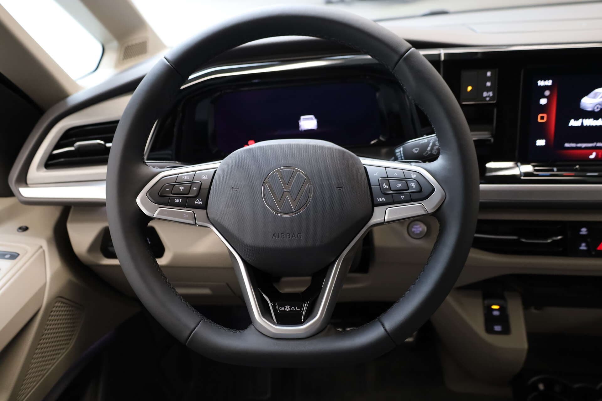 VOLKSWAGEN NUTZFAHRZEUGE T7 Multivan LÜ, photo 7 sur 17
