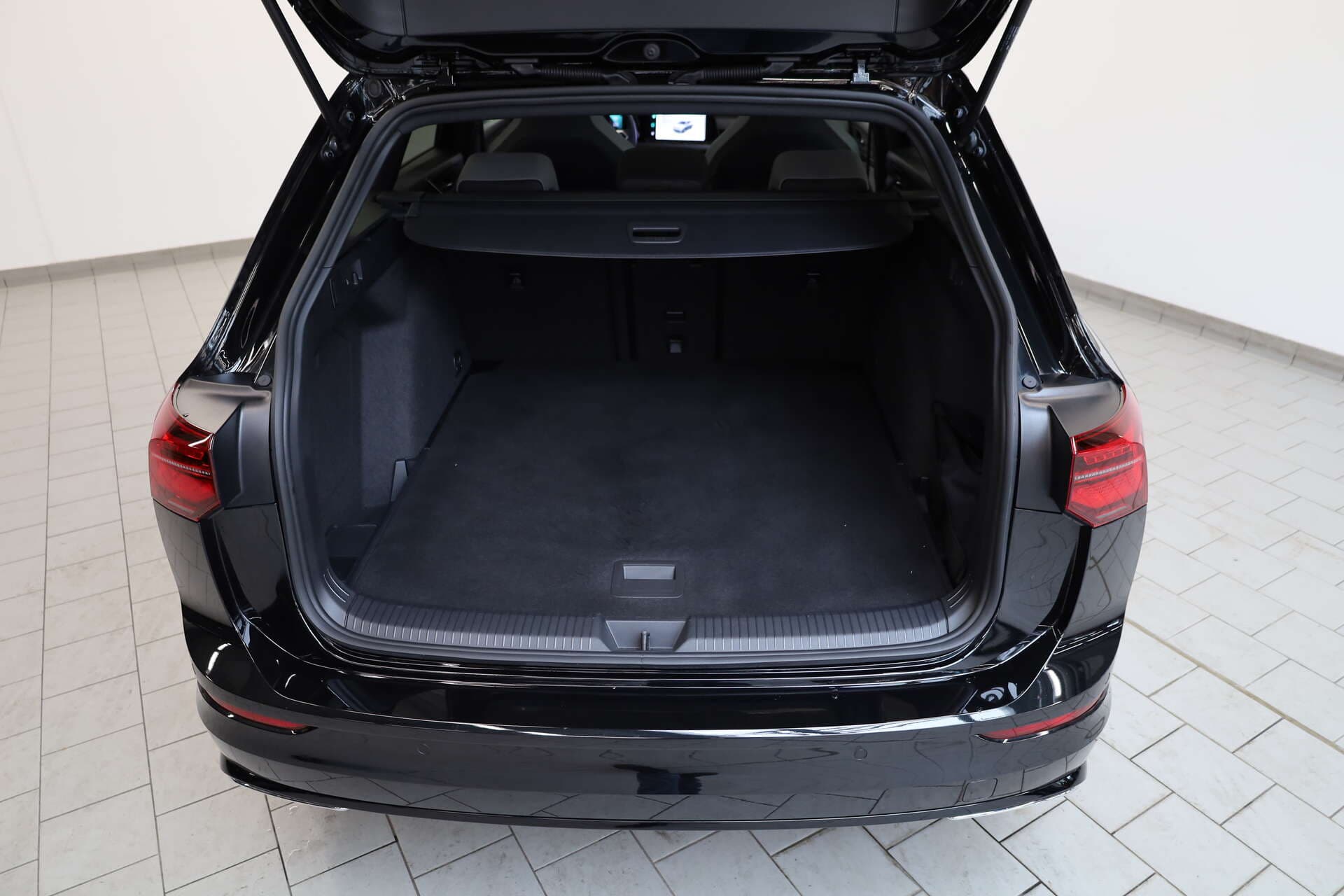 VOLKSWAGEN Golf Variant, photo 17 sur 17
