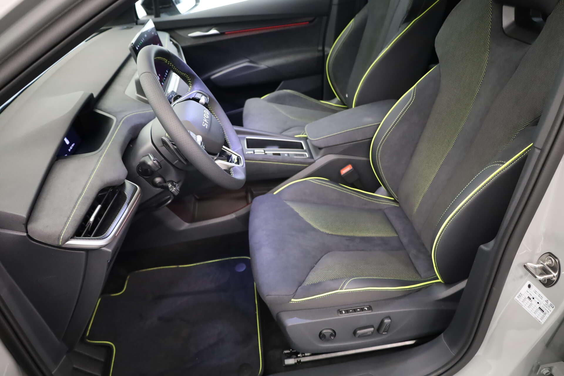 SKODA Enyaq Coupé, photo 5 sur 17