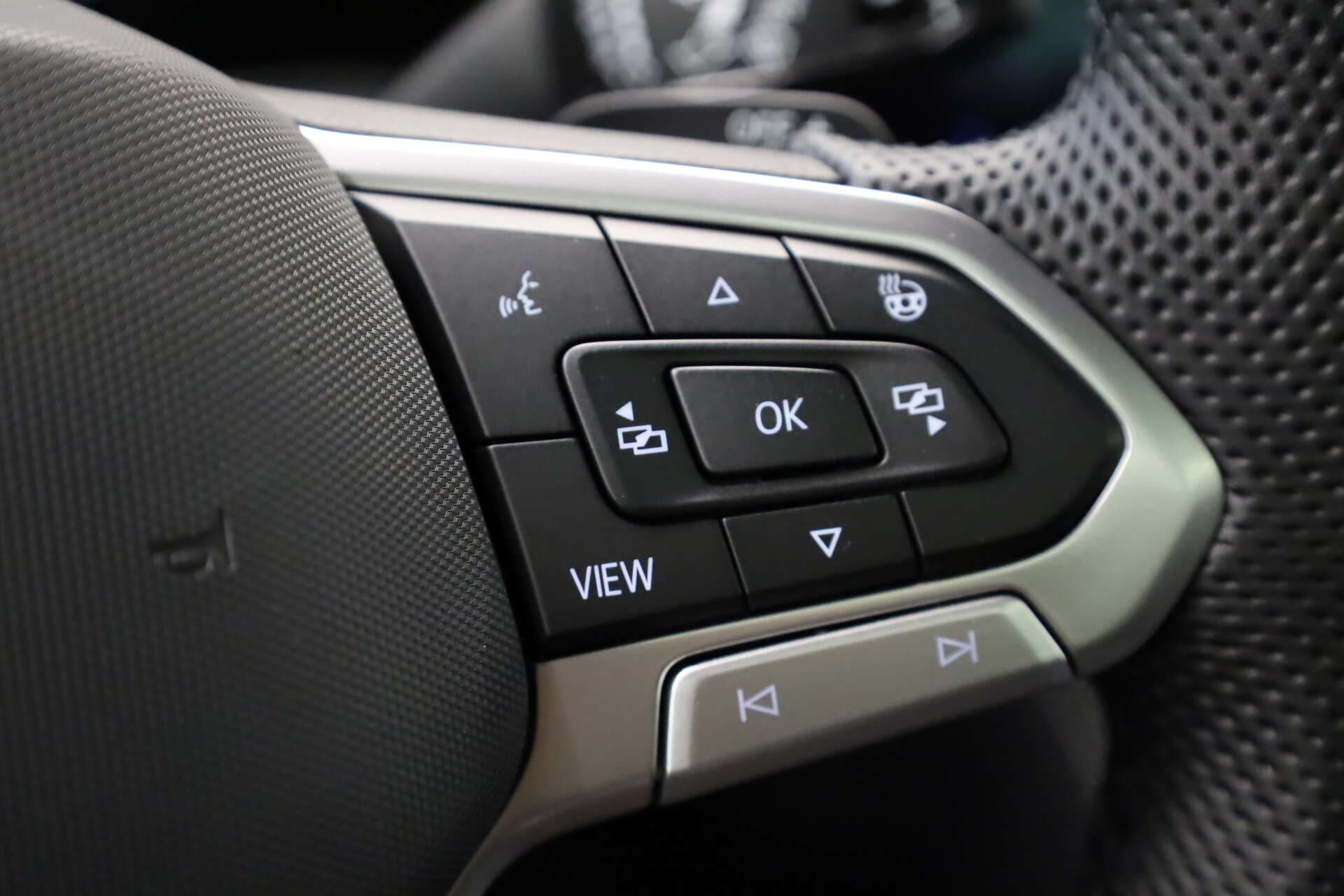 VOLKSWAGEN Touareg, photo 9 sur 17