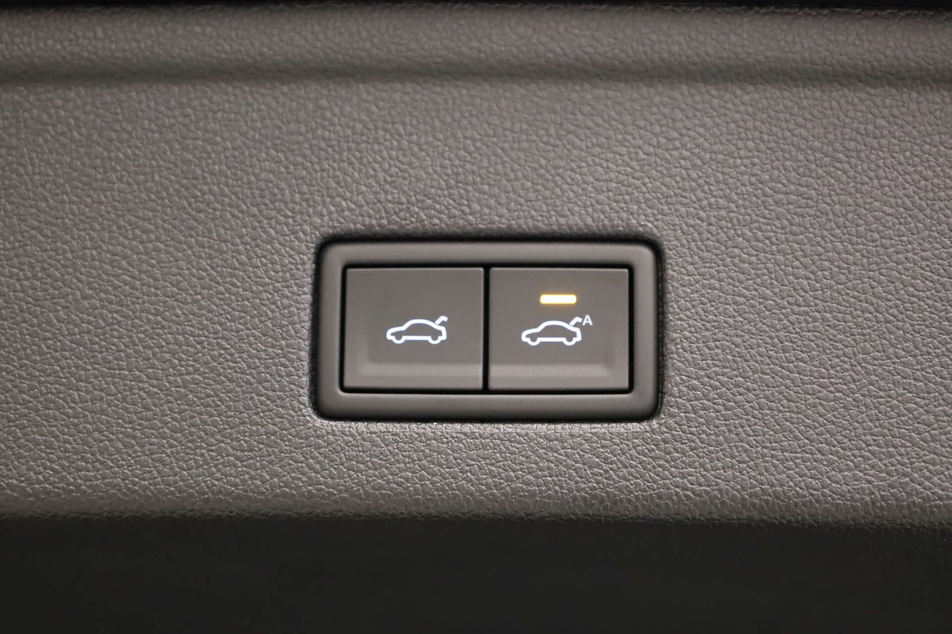 VOLKSWAGEN Touareg, photo 16 sur 17