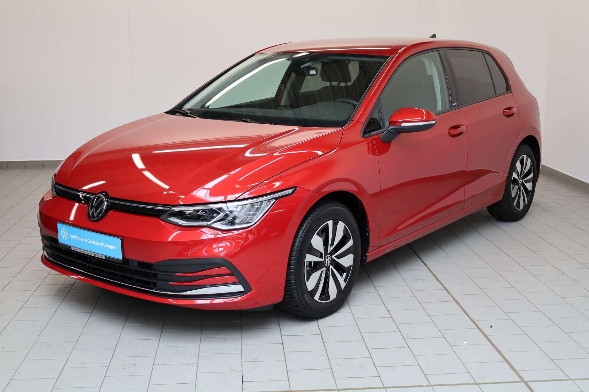 VOLKSWAGEN Golf, photo 1 sur 17