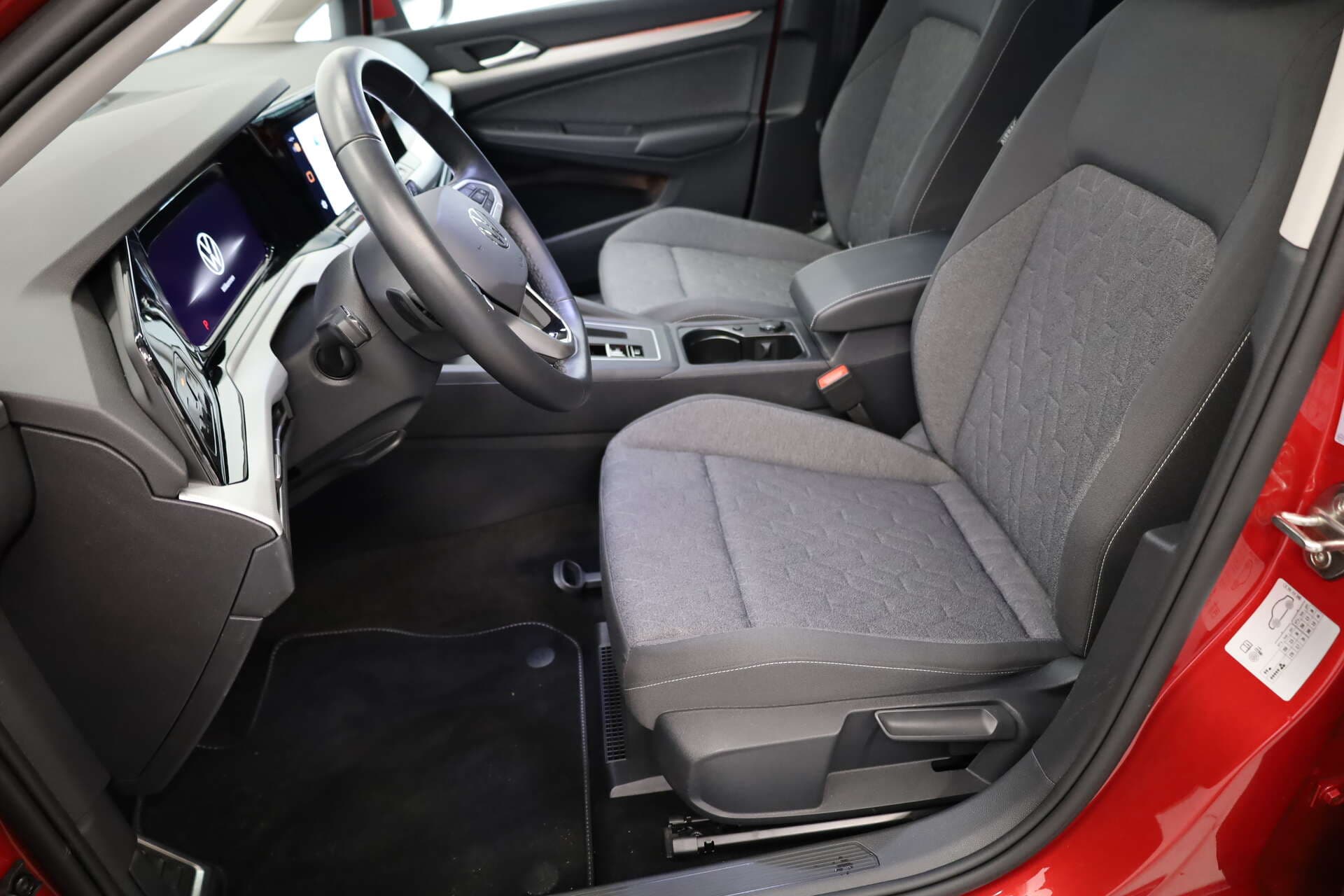 VOLKSWAGEN Golf, photo 6 sur 17