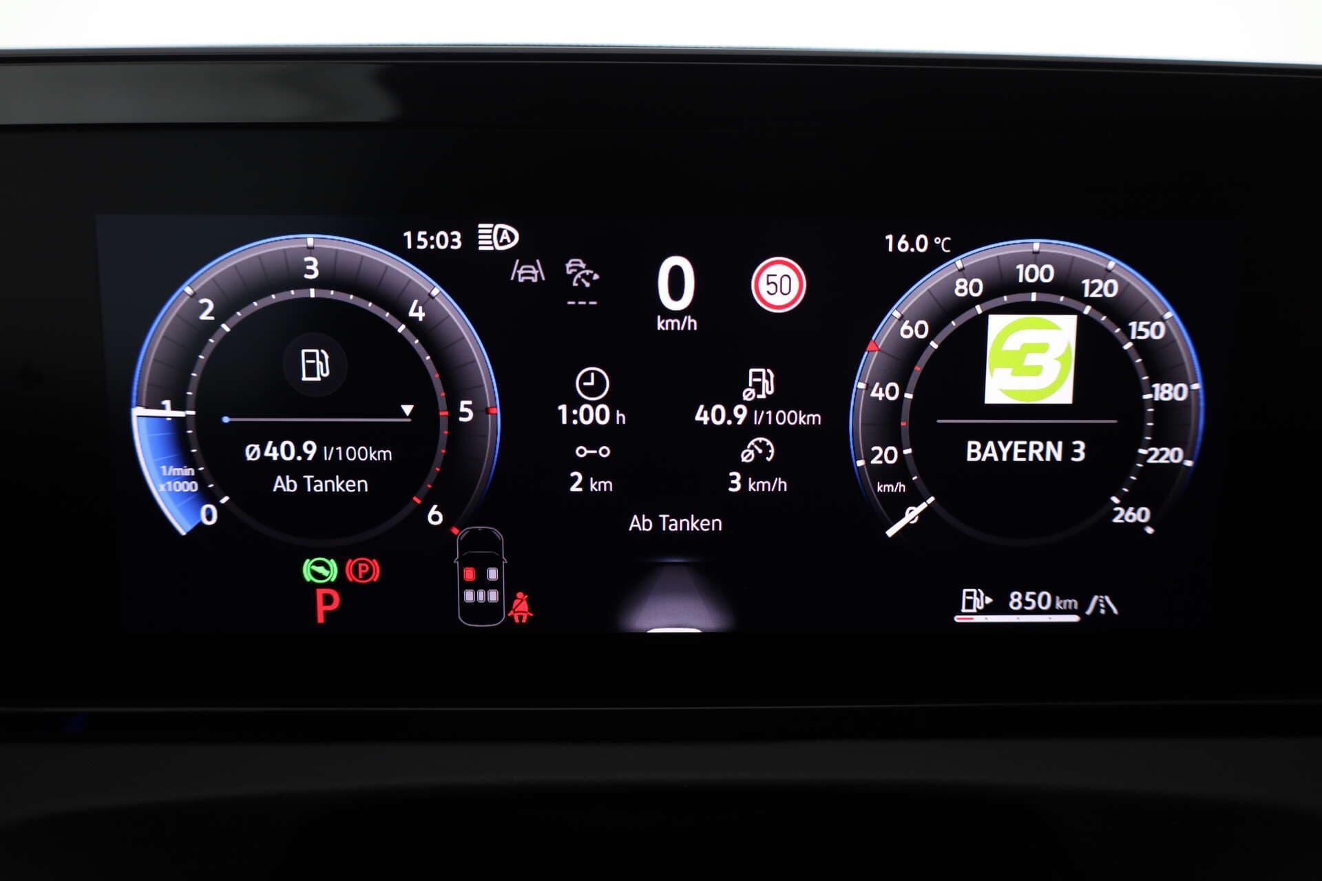 VOLKSWAGEN Tiguan, photo 11 sur 17