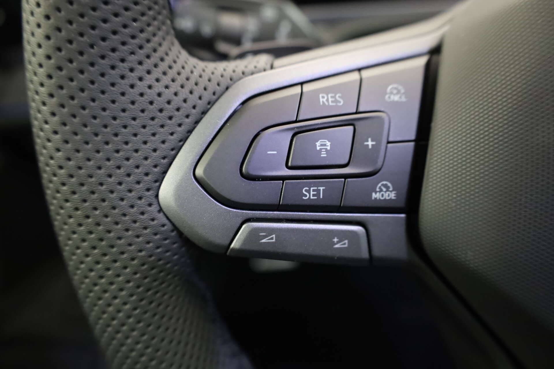 VOLKSWAGEN Passat, photo 9 sur 17