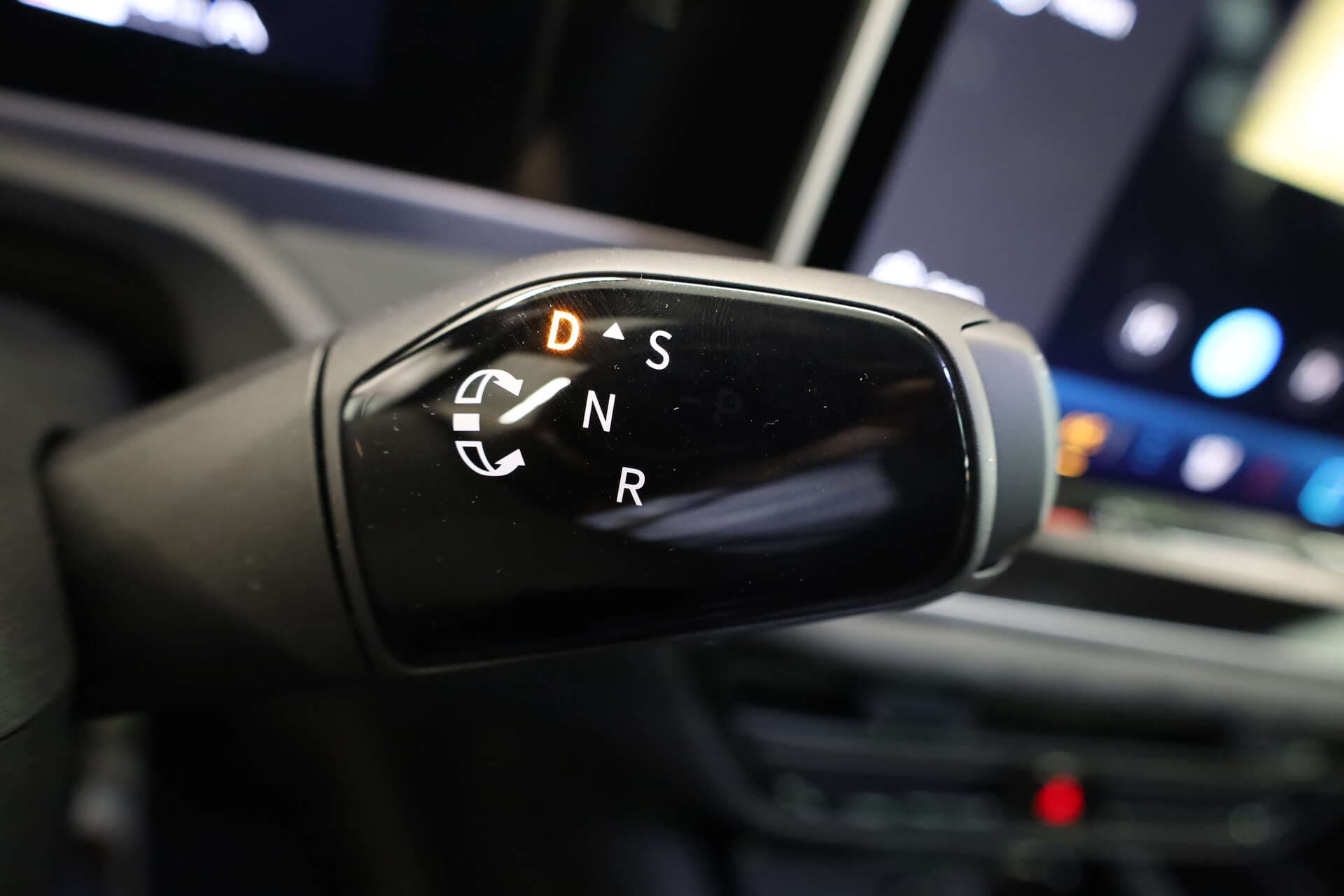 VOLKSWAGEN Passat, photo 12 sur 17