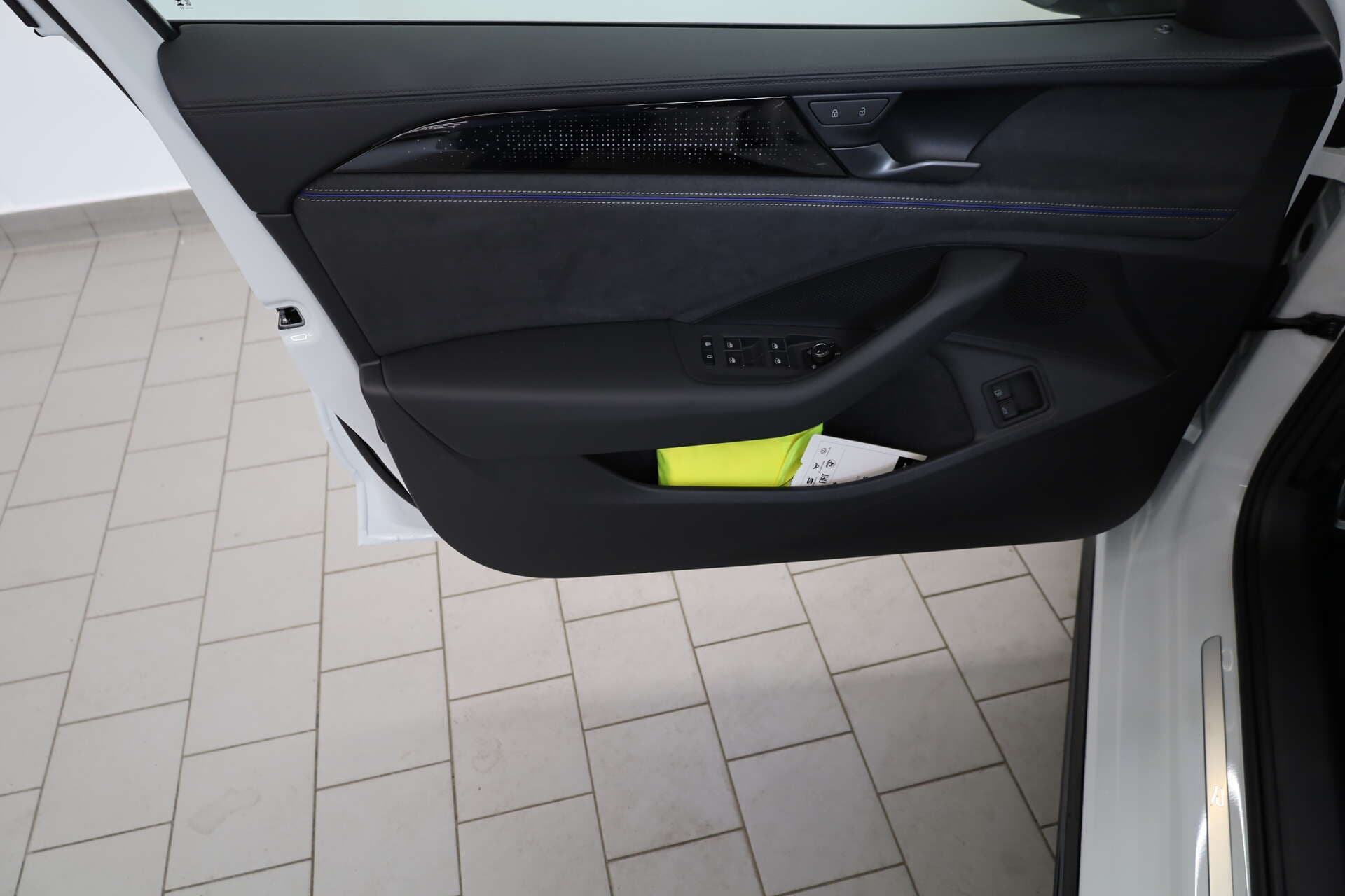 VOLKSWAGEN Passat, photo 13 sur 17
