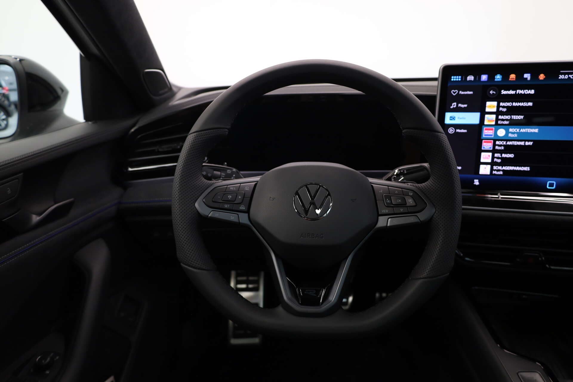 VOLKSWAGEN Passat, photo 7 sur 17