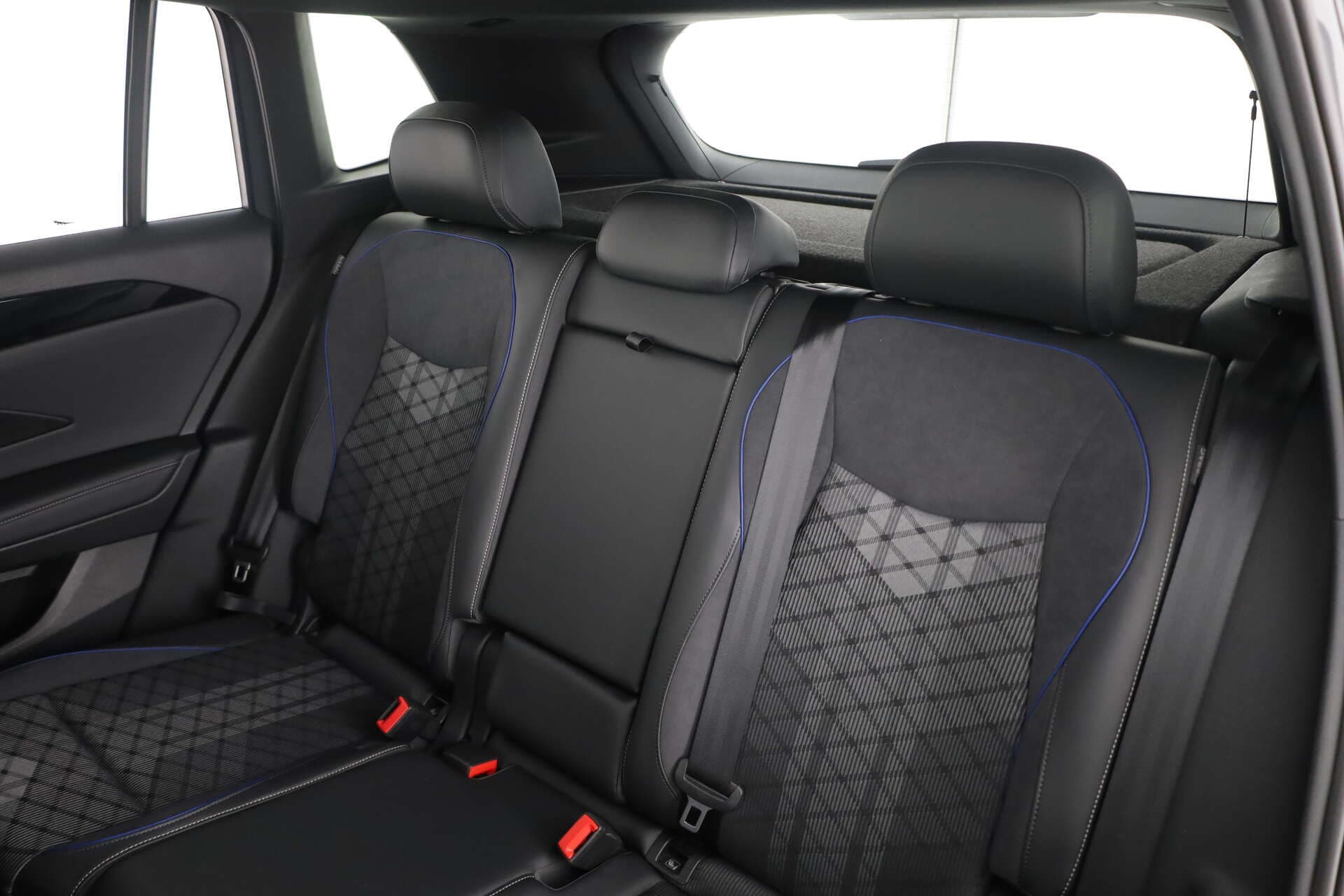 VOLKSWAGEN Tiguan, photo 12 sur 17
