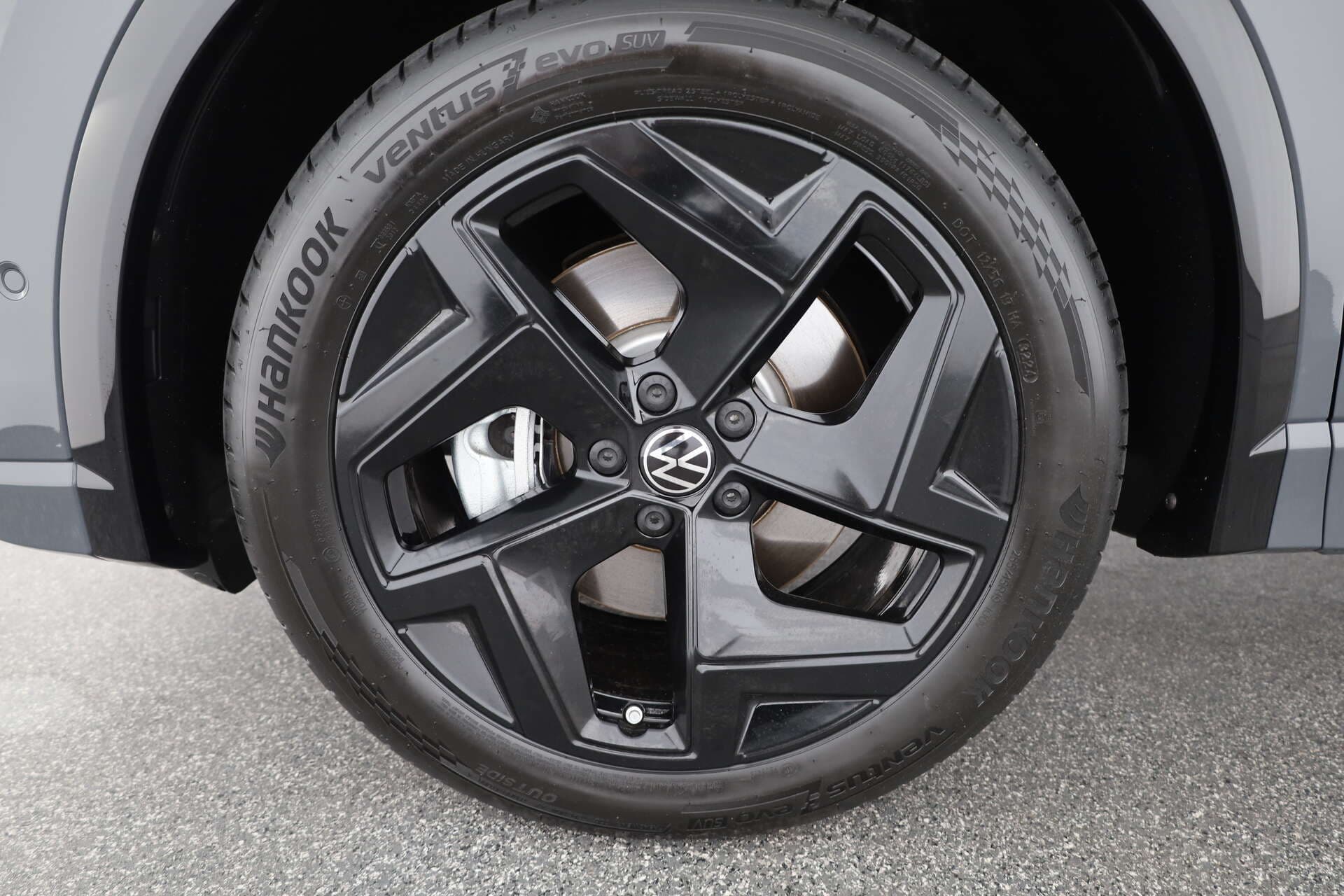 VOLKSWAGEN Tiguan, photo 8 sur 17