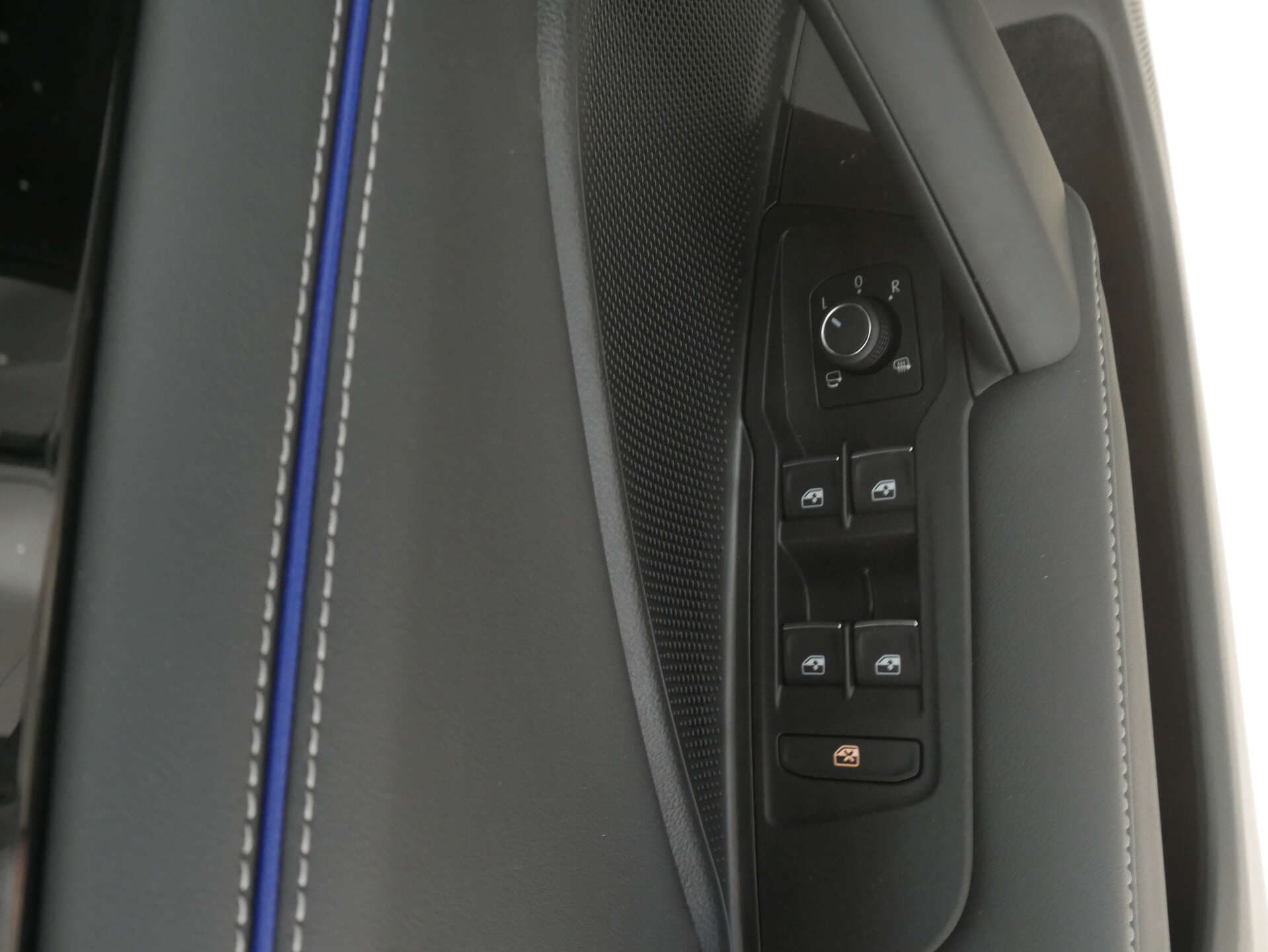 VOLKSWAGEN Tiguan, photo 15 sur 17