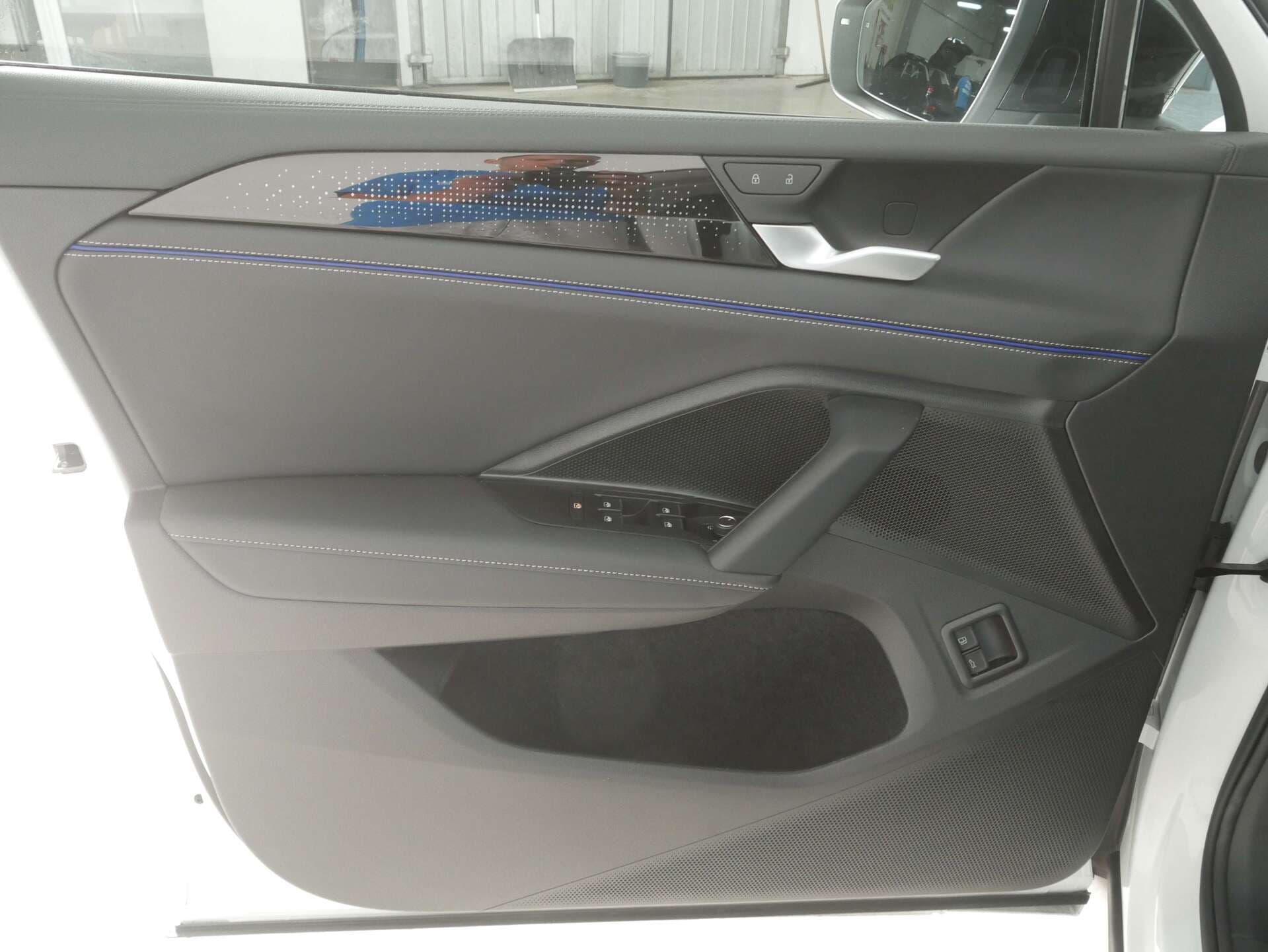 VOLKSWAGEN Tiguan, photo 16 sur 17