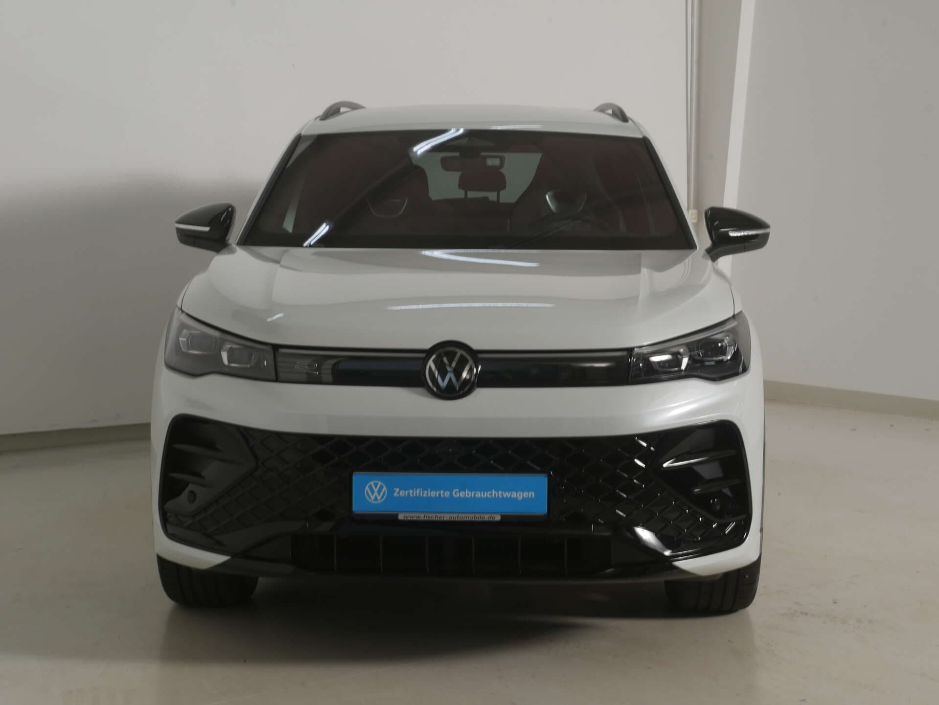 VOLKSWAGEN Tiguan, photo 2 sur 17