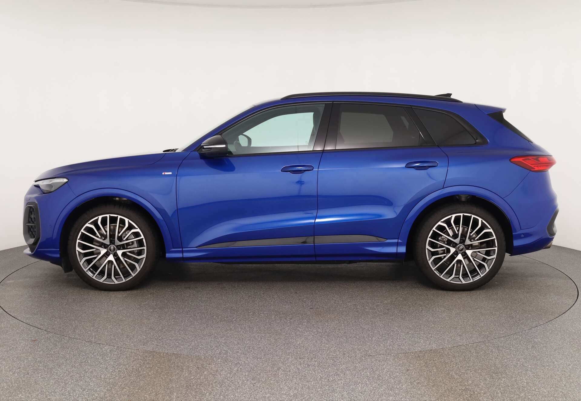 AUDI Q5, photo 3 sur 17