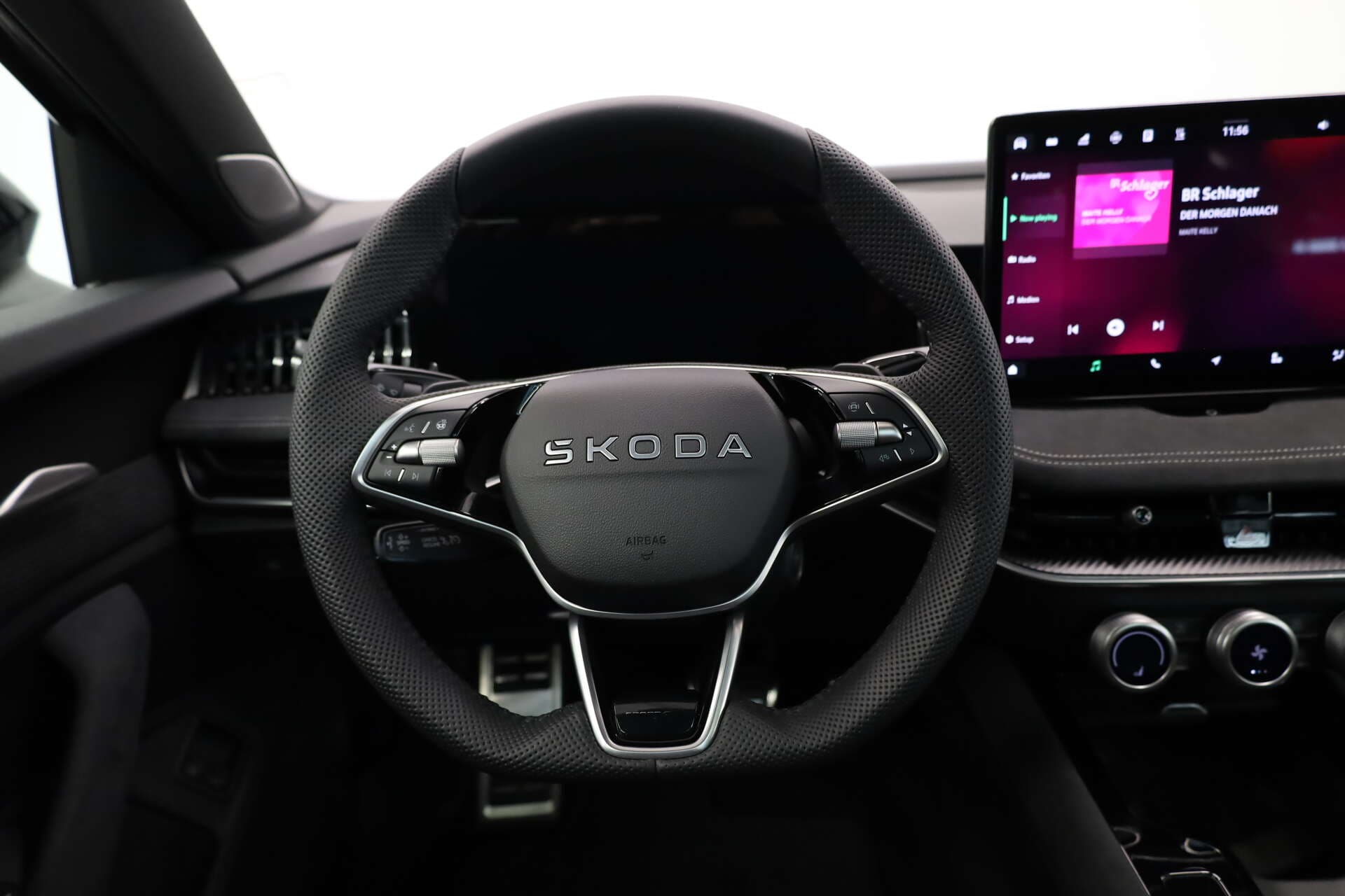SKODA Superb Combi, photo 7 sur 17