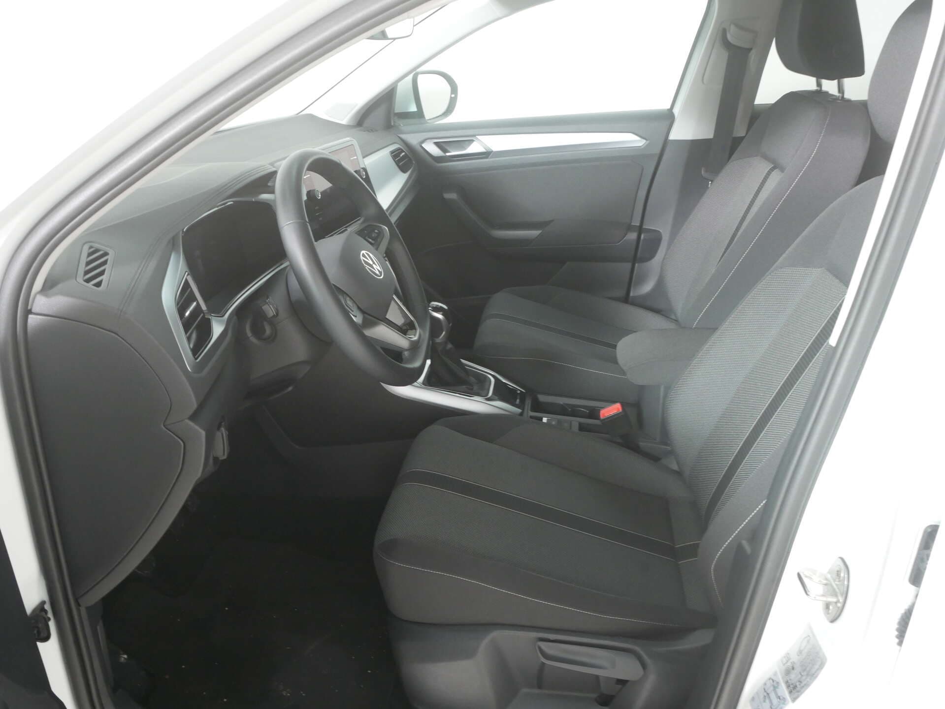 VOLKSWAGEN T-Roc, photo 6 sur 17