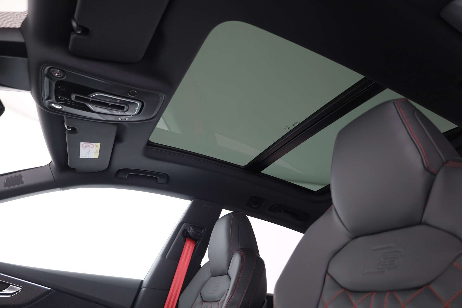 AUDI Q8, photo 16 sur 17