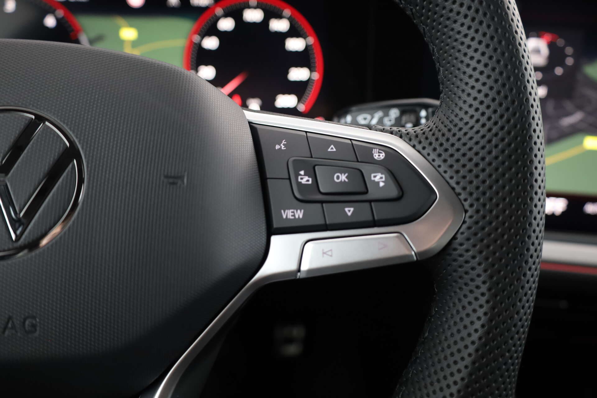 VOLKSWAGEN Touareg, photo 13 sur 17