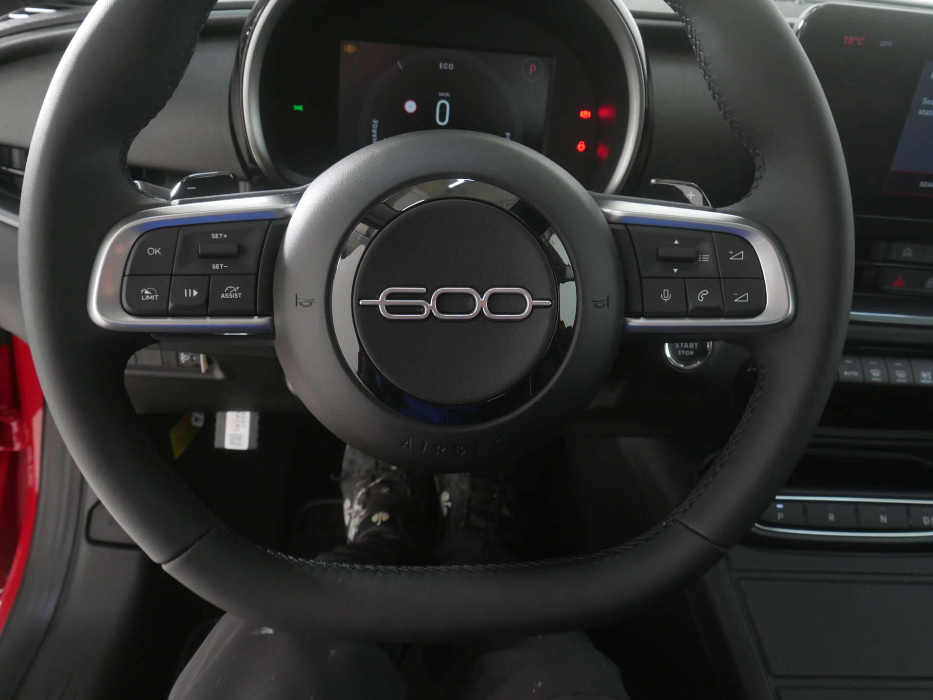 FIAT 600 hybrid, photo 13 sur 17