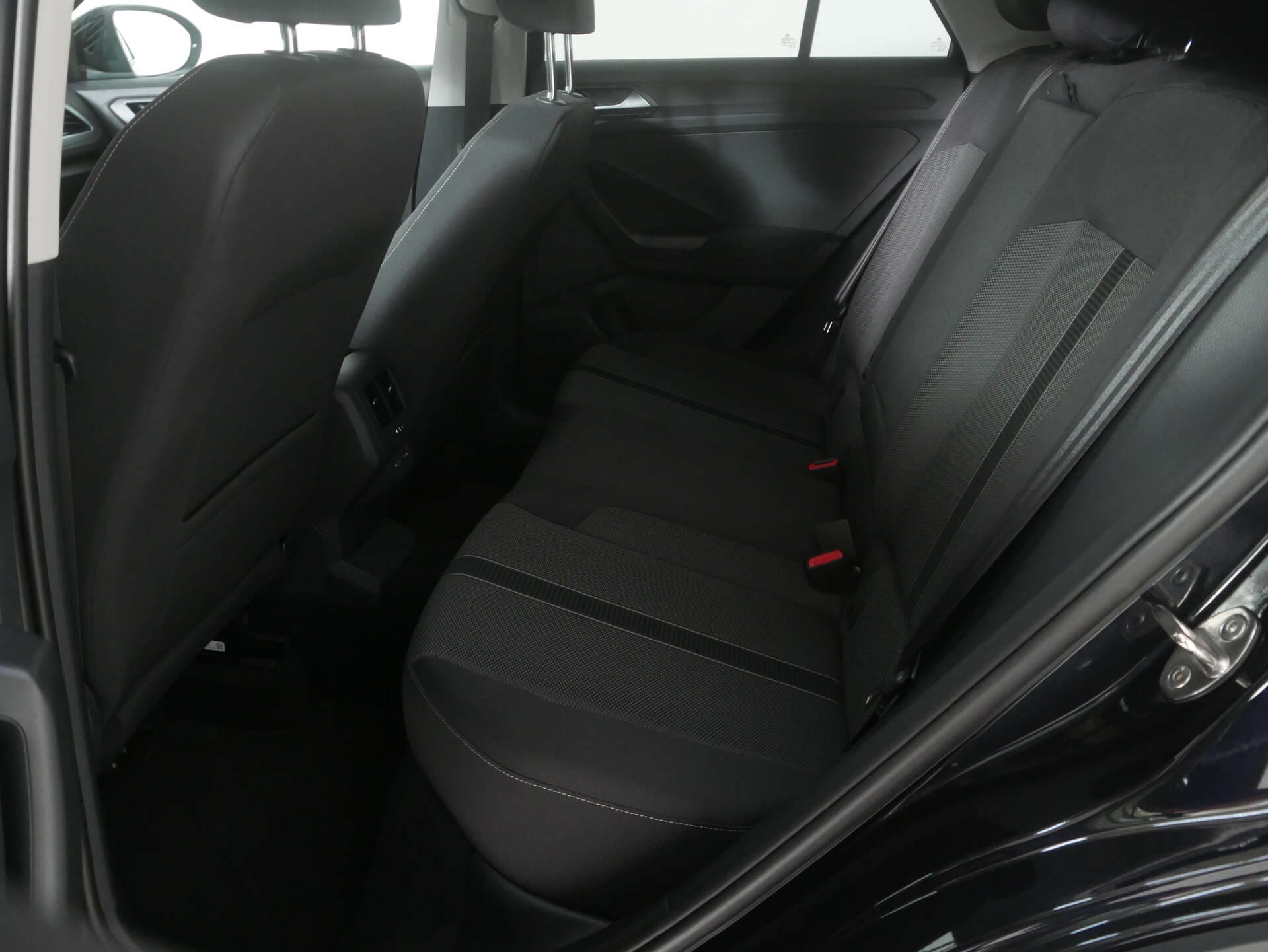 VOLKSWAGEN T-Roc, photo 9 sur 17
