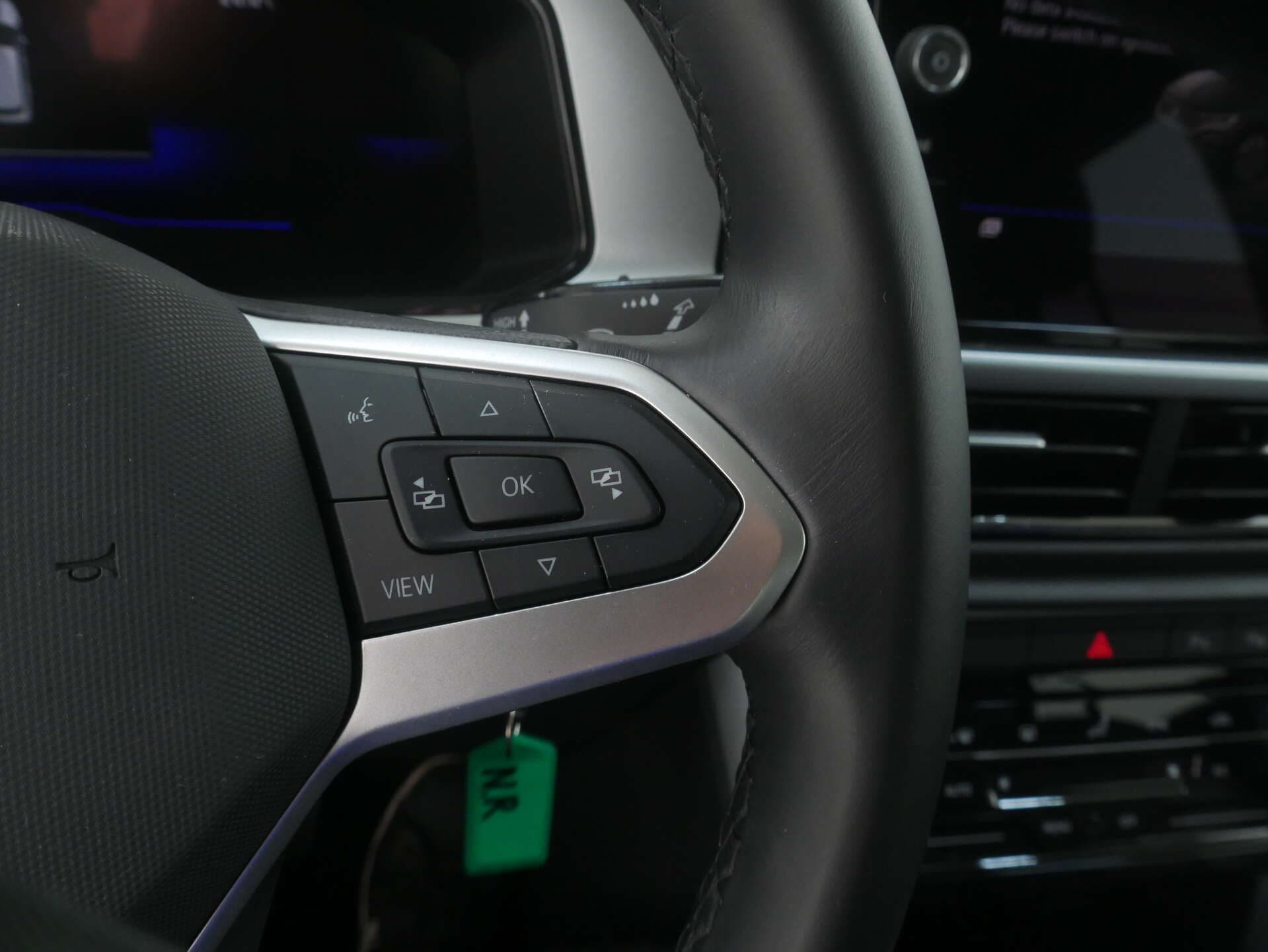 VOLKSWAGEN T-Roc, photo 14 sur 17